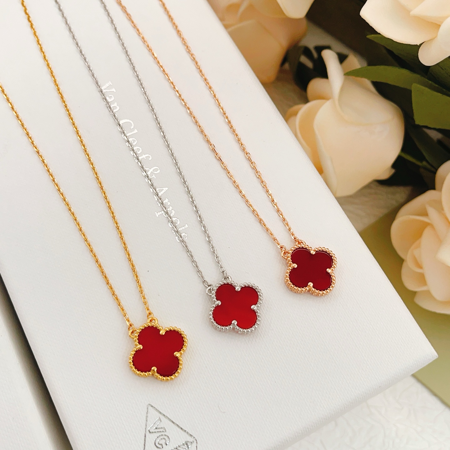 Van Cleef Fashion Necklace