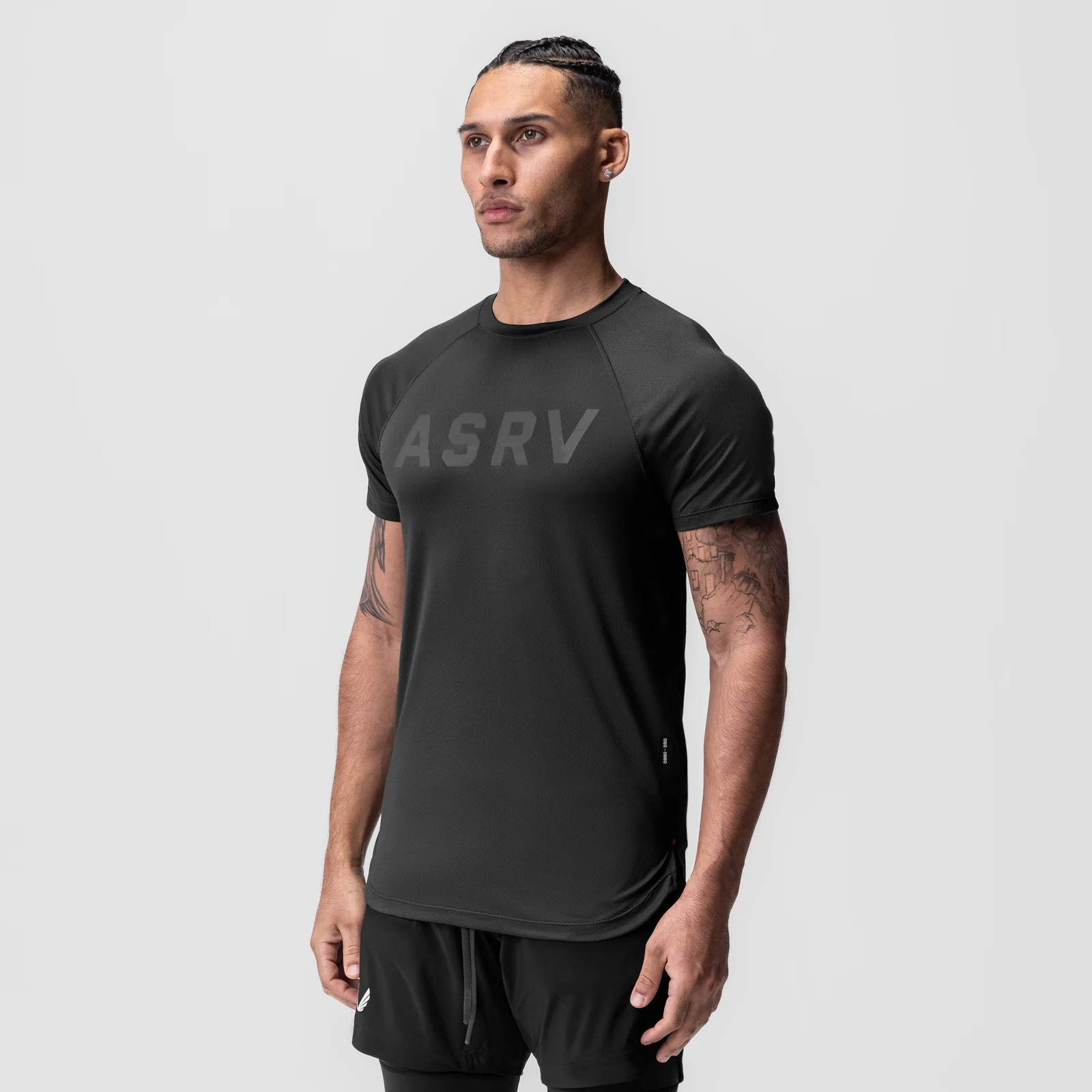0660. AeroSilver Established Tee - Black 