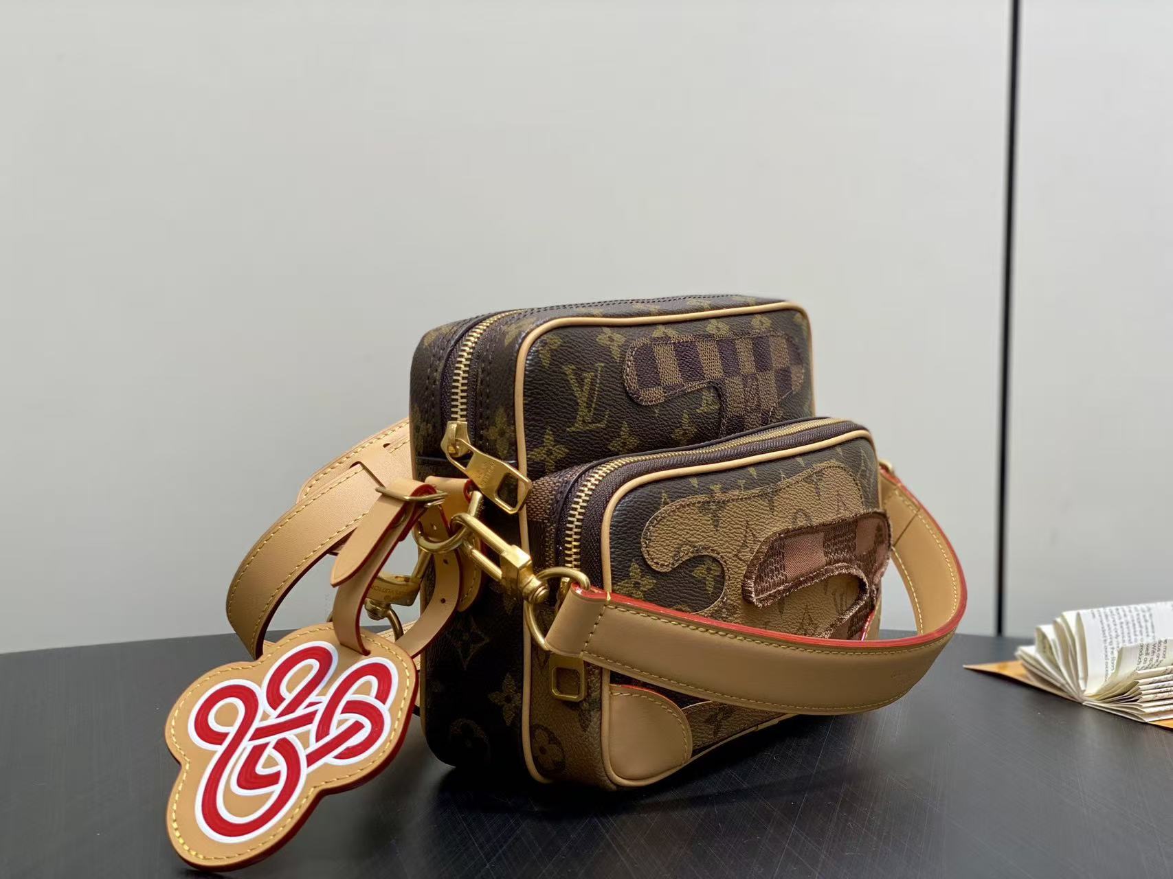 Louis Vuitton LV color blocked mailman bag