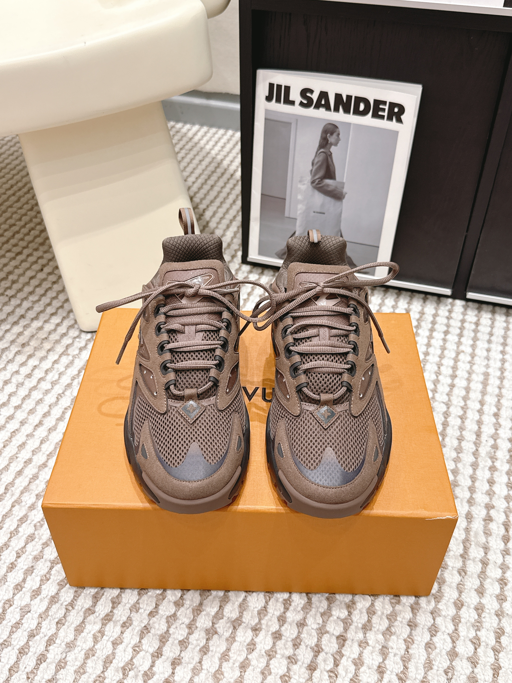 Men's LV Runner Tatic Sneaker