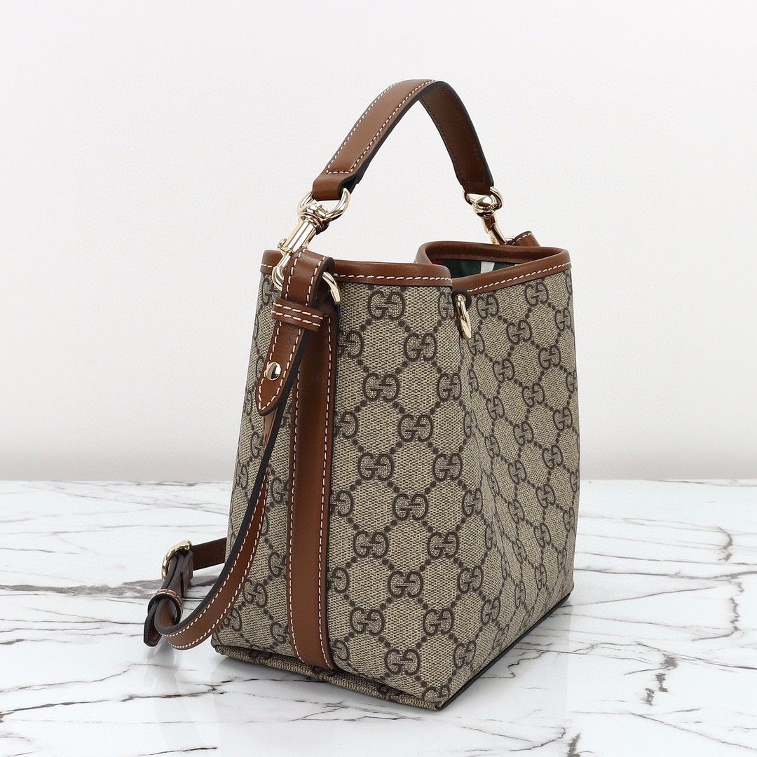 GUCCI Emblem mini bucket bag