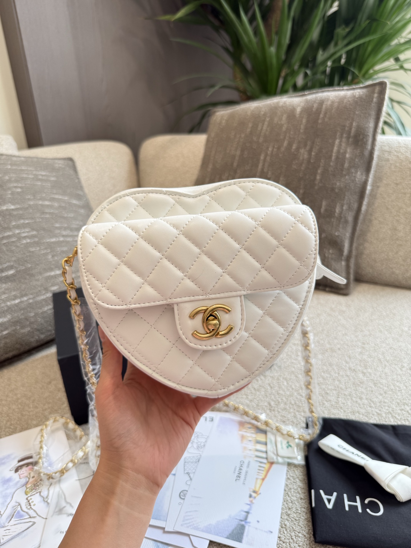 Chanel Heart Shaped Diamond Quilted Leather CC Turn-lock Flap Crossbody Bag - KAIROO