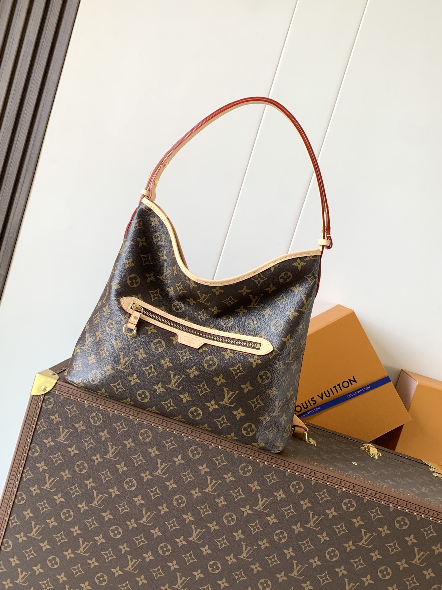 M27335 Monogram Canvas LINEUP Shoulder Bag