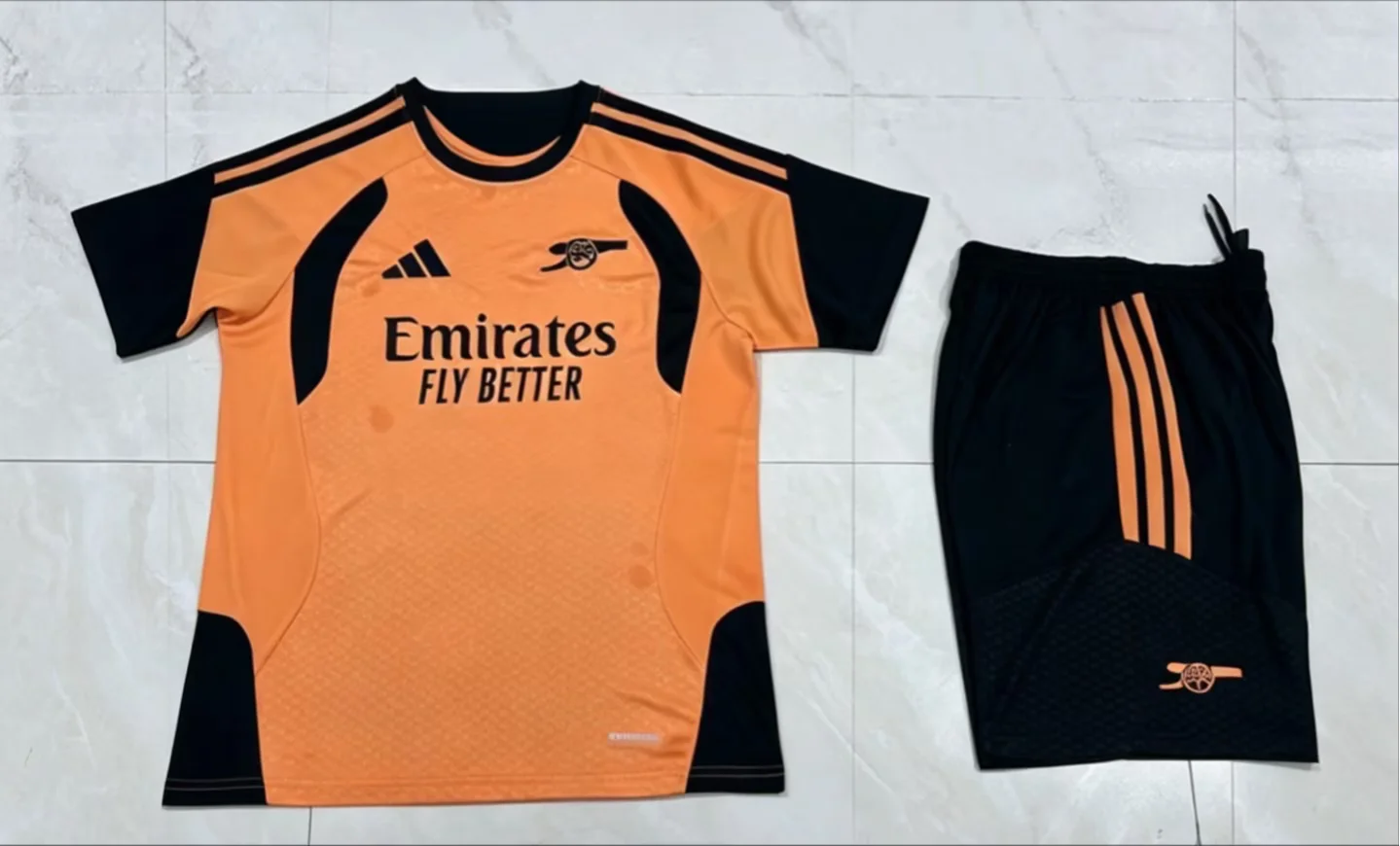 2026/27 Arsenal Straining Levver Yellow and Black Fans Soccer Jersey 1:1 Thai Quality