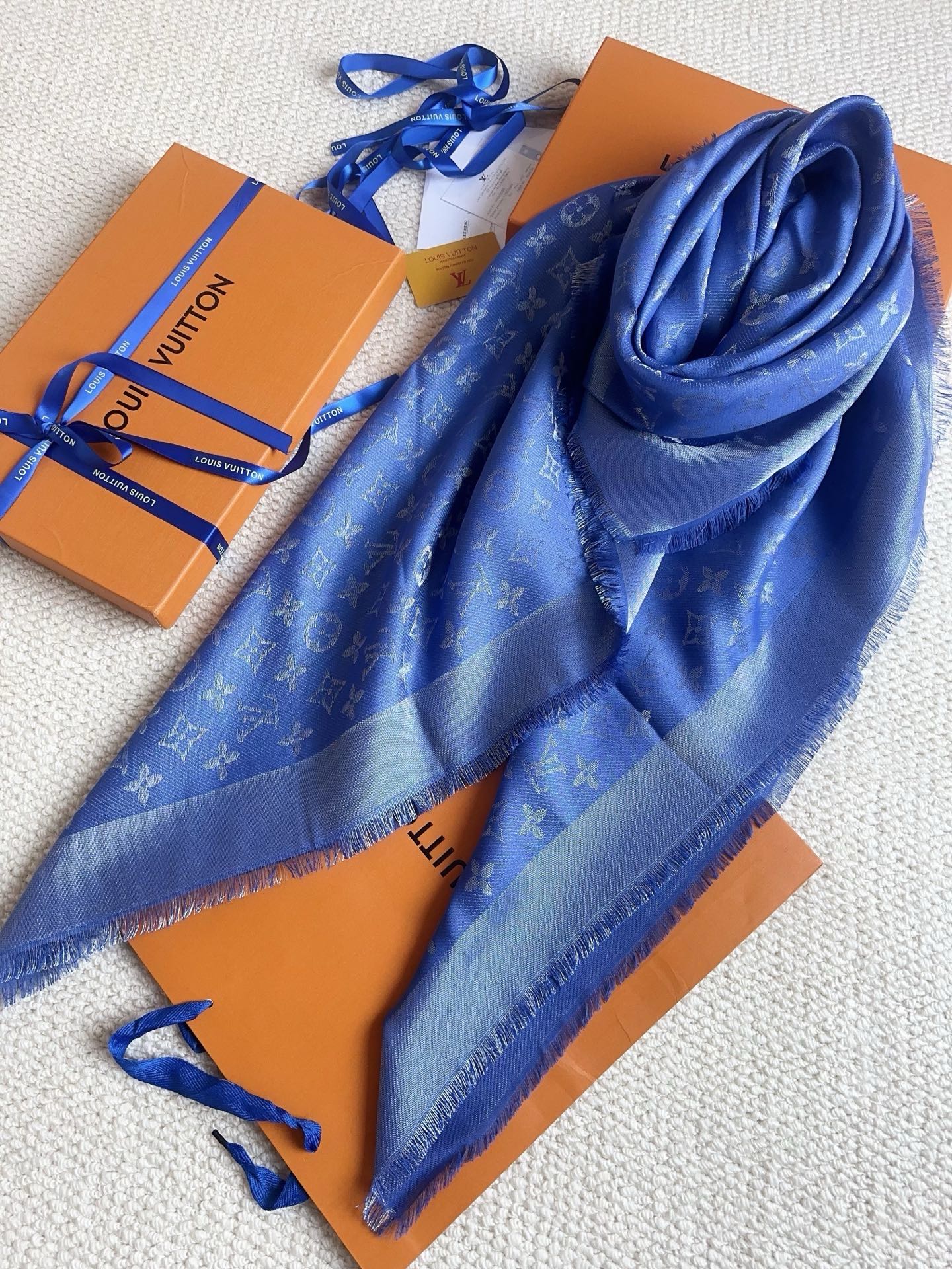 Louis Vuitton Classic Monogram Shawl 140cm
