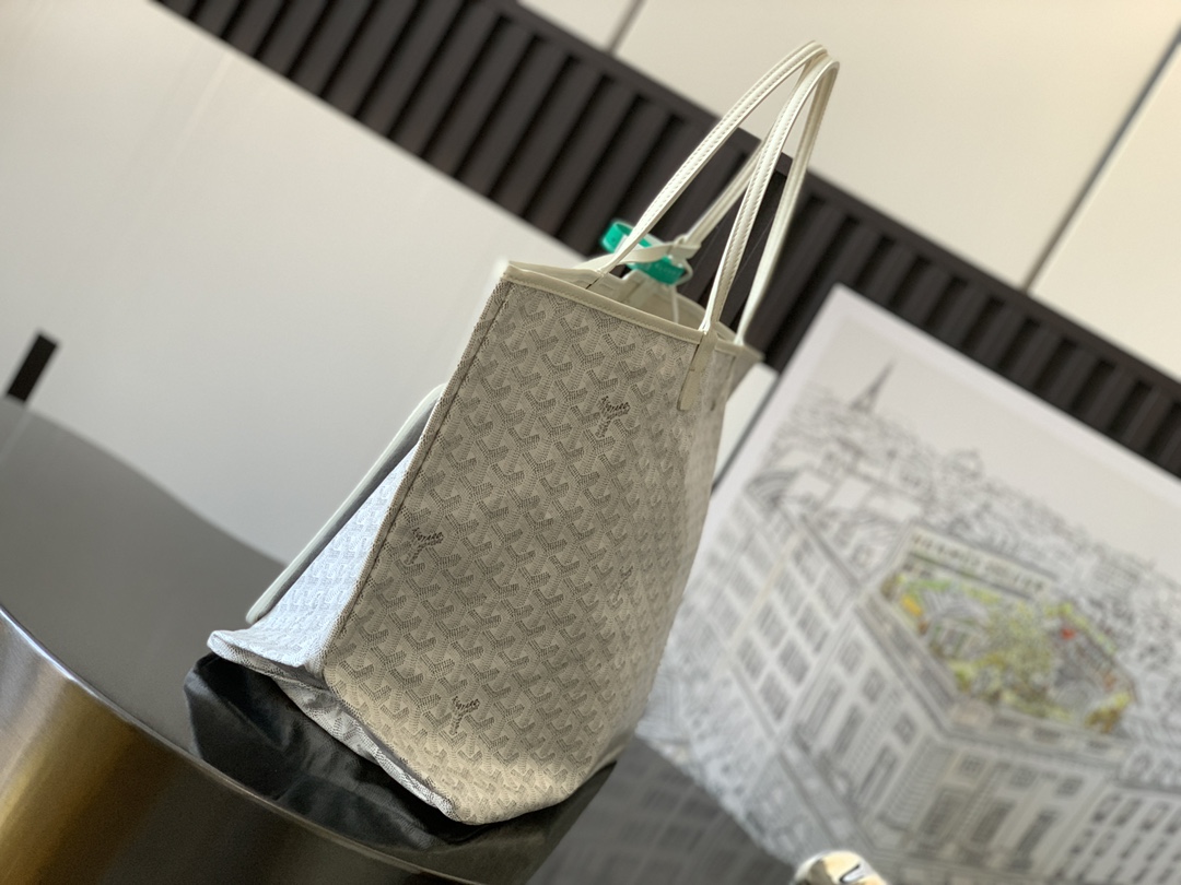 Goyard Saint Louis GM Tote in White