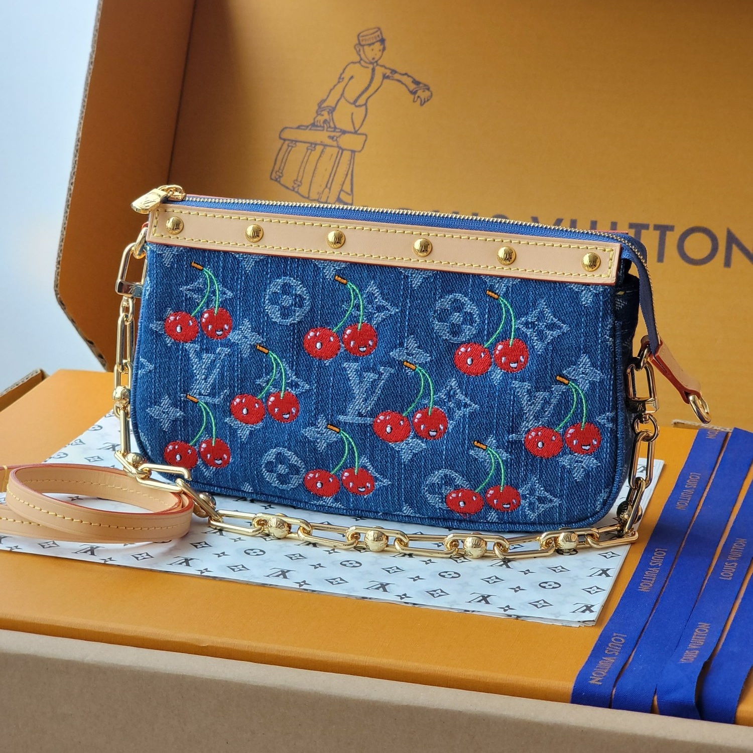 Louis Vuitton Bags Cheery M13994