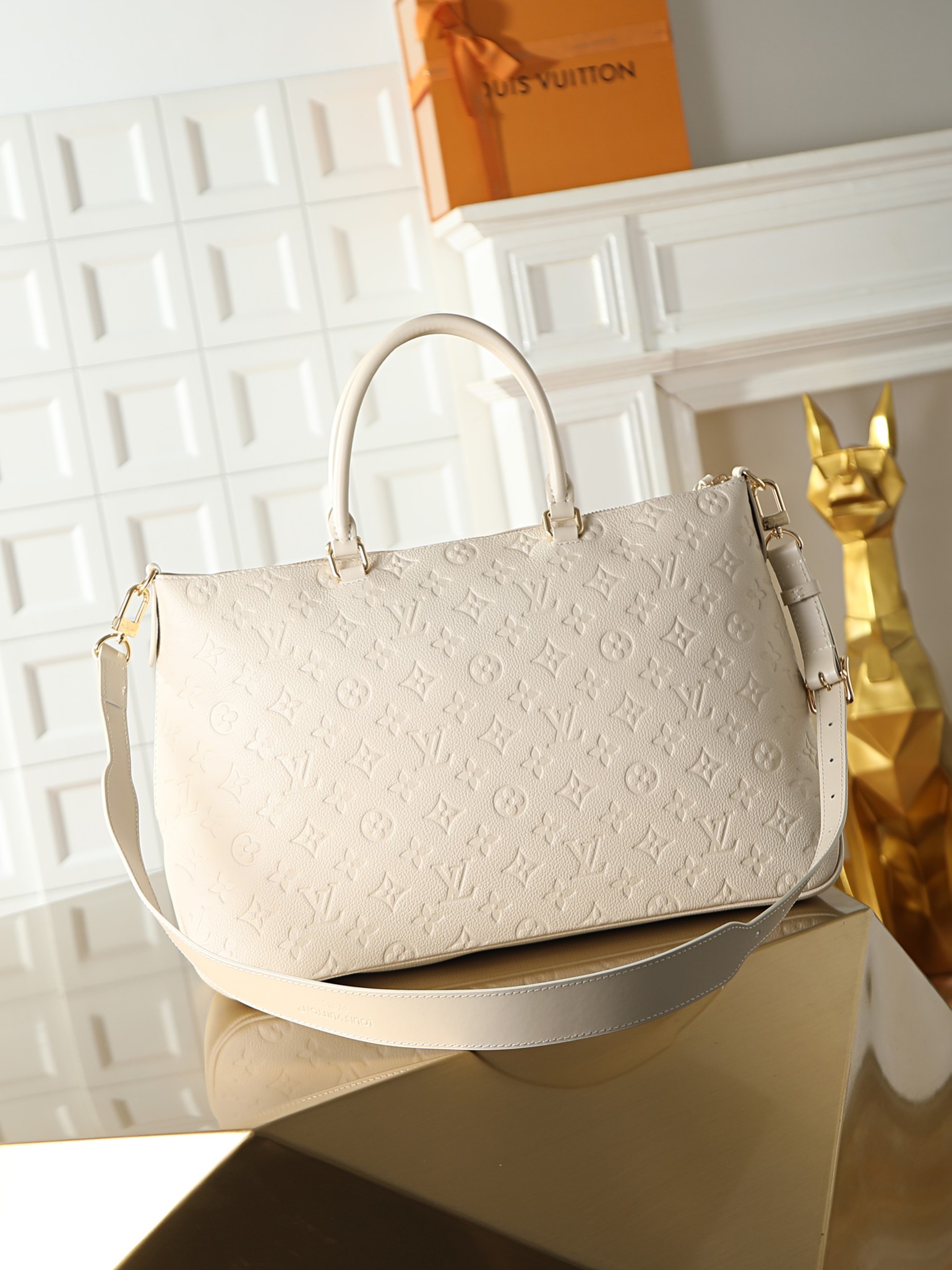 Louis Vuitton Skyline MM handbag