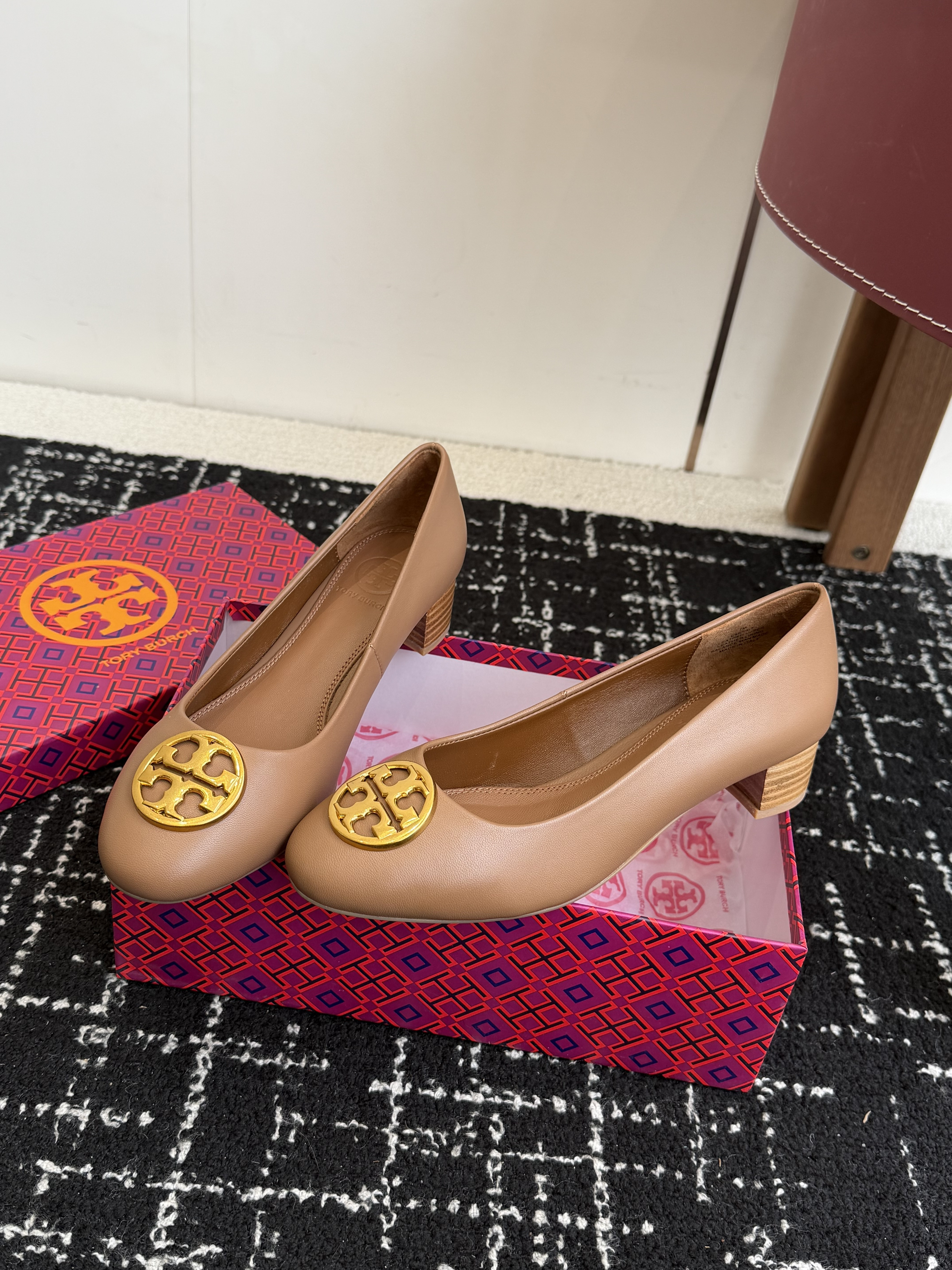 Tory Burch Leather Ballet Pumps