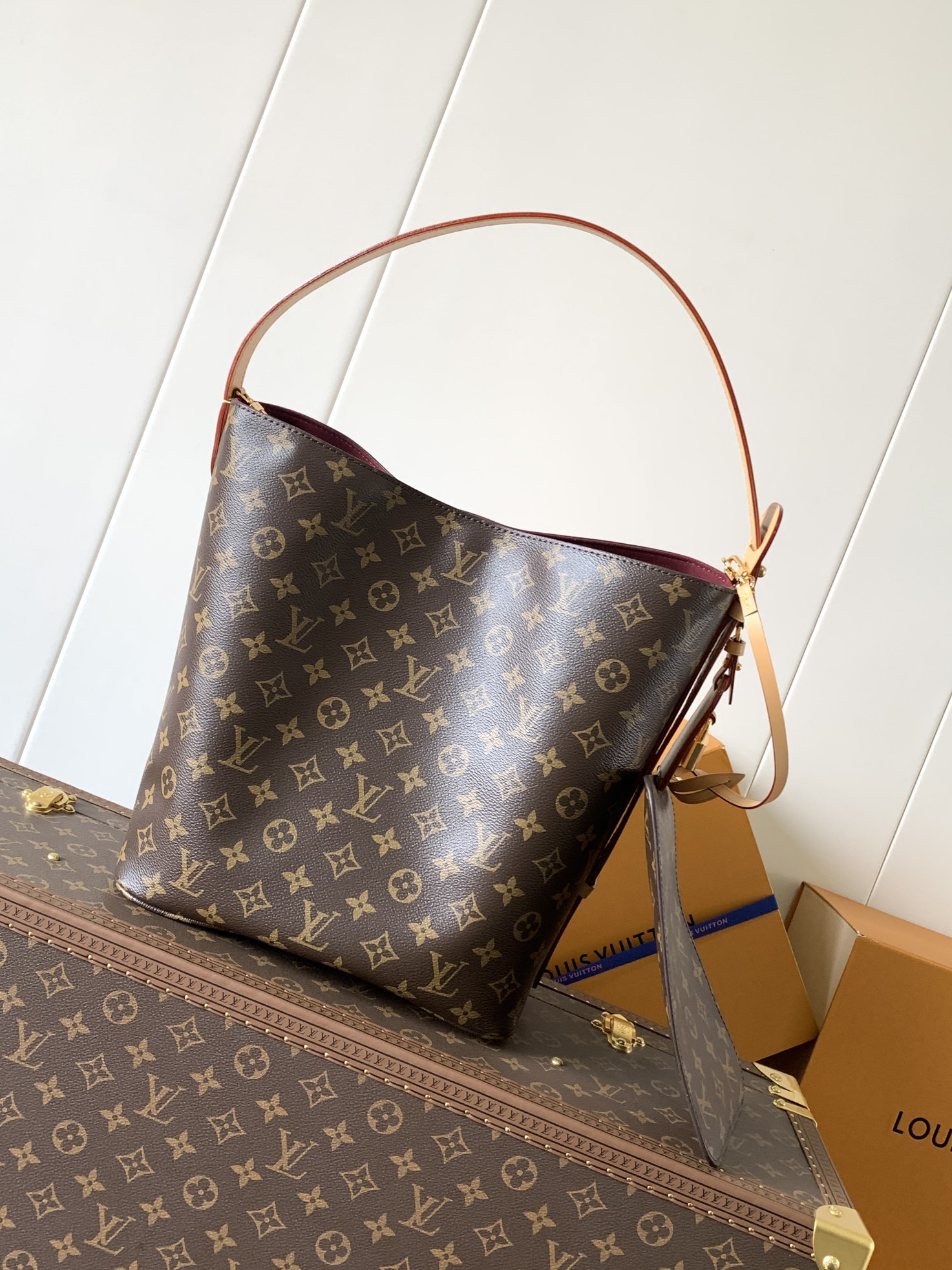 M12926 All in GM Handbag in Monogram Canvas