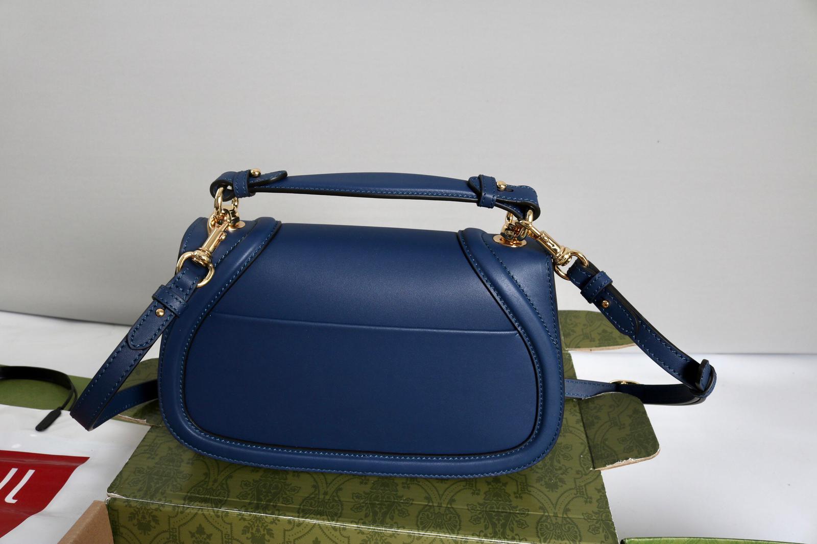 Gucci Blondie medium top handle bag