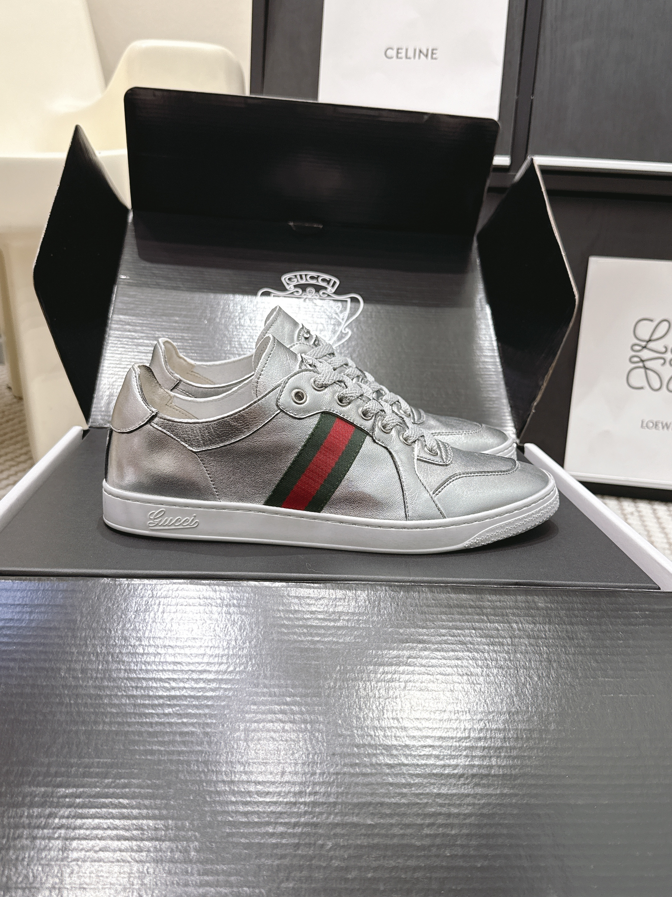 Unisex Gucci Stretch low-top trainer-Silver