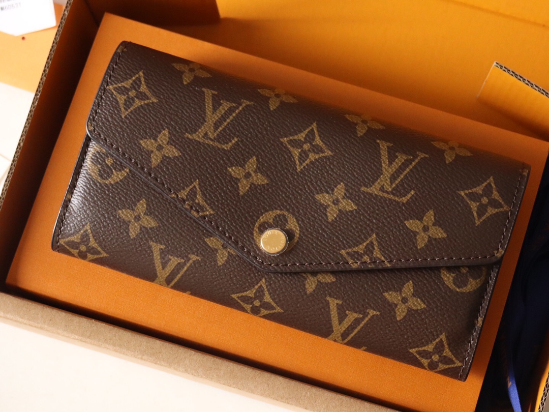 M60531 LV Monogram Canvas Sarah Wallet