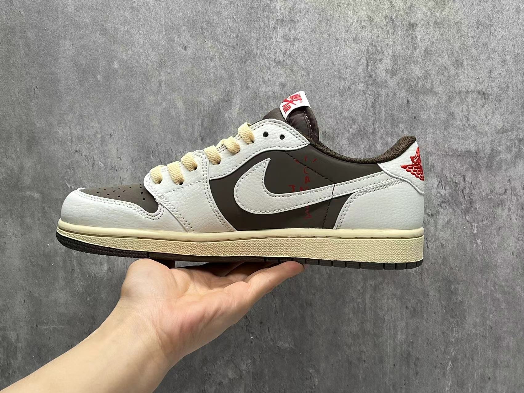 2025-26 AJ1 US Men's Sizes6 to 11 in half sizes White brown Low cut Inverted Hook Shoes tianlong