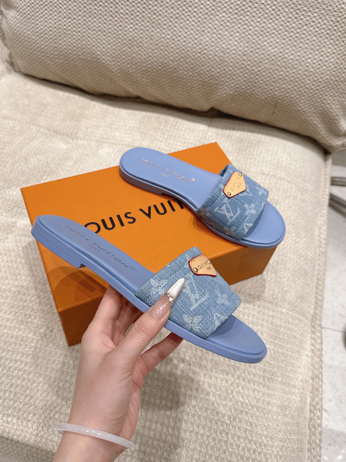Women's LV lily Flat Slides