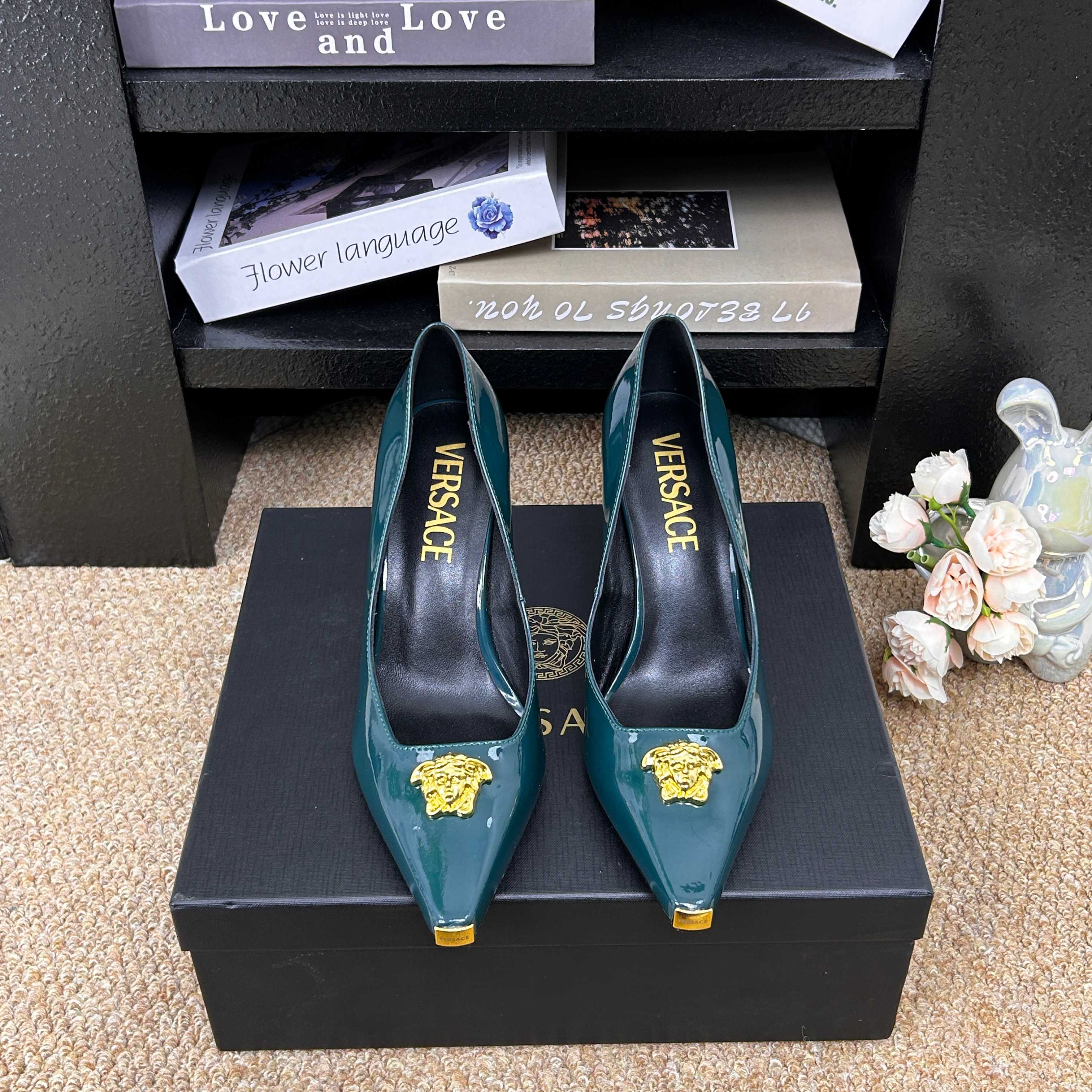 Versace Shiny Leather Pump