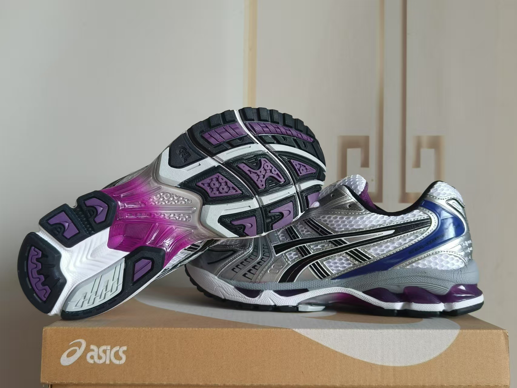 ASICS 1202A056-111 US Men's Sizes6 to 11 in half sizes White Purple Shoes tianlong