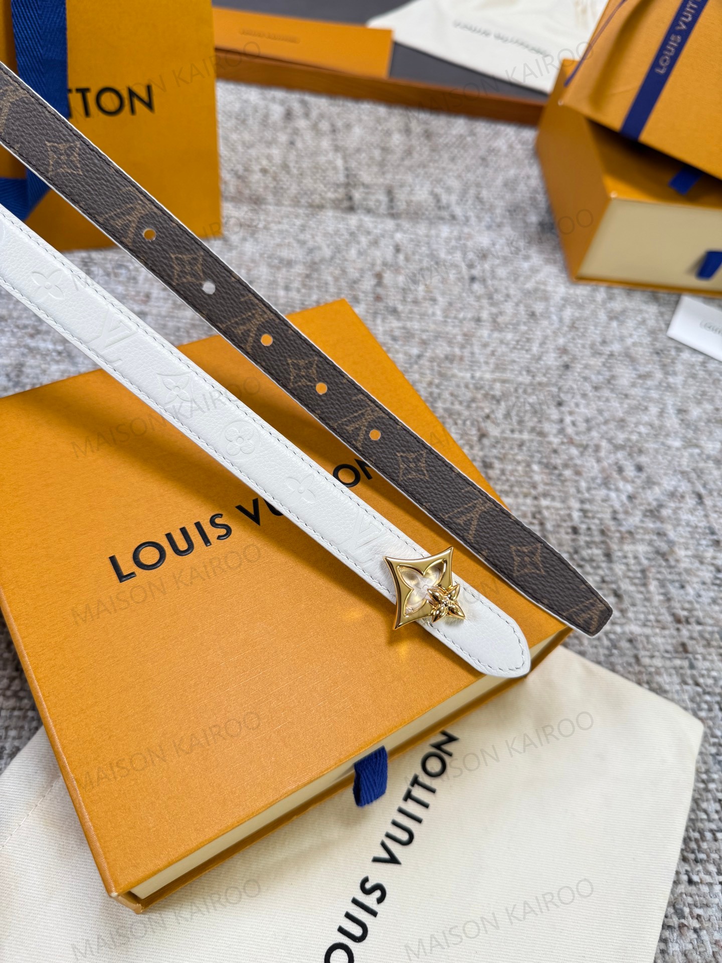 Louis Vuitton LV Flowergram Round Reversible Slim Belt 2.0 - KAIROO