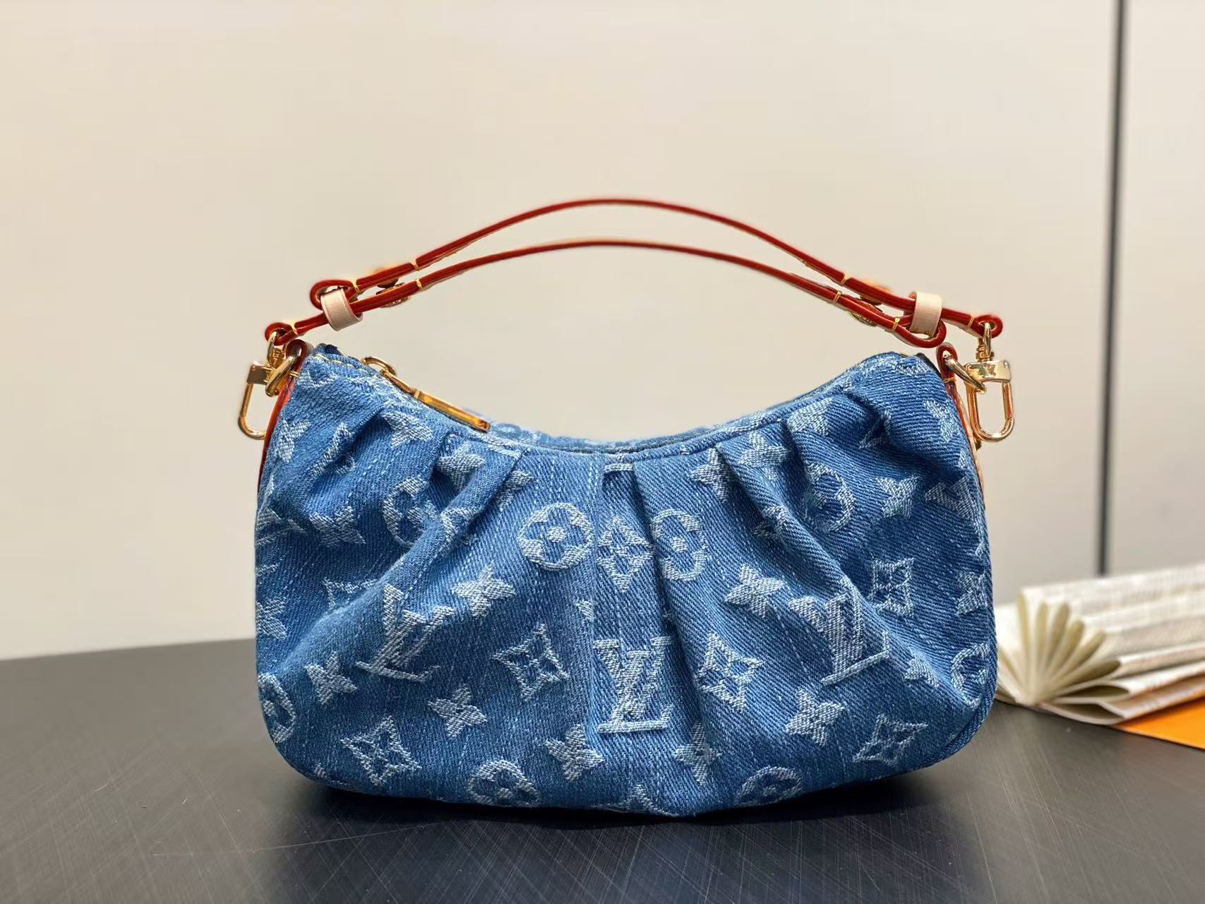 Louis Vuitton LV Pochette Valley handbag denim bag