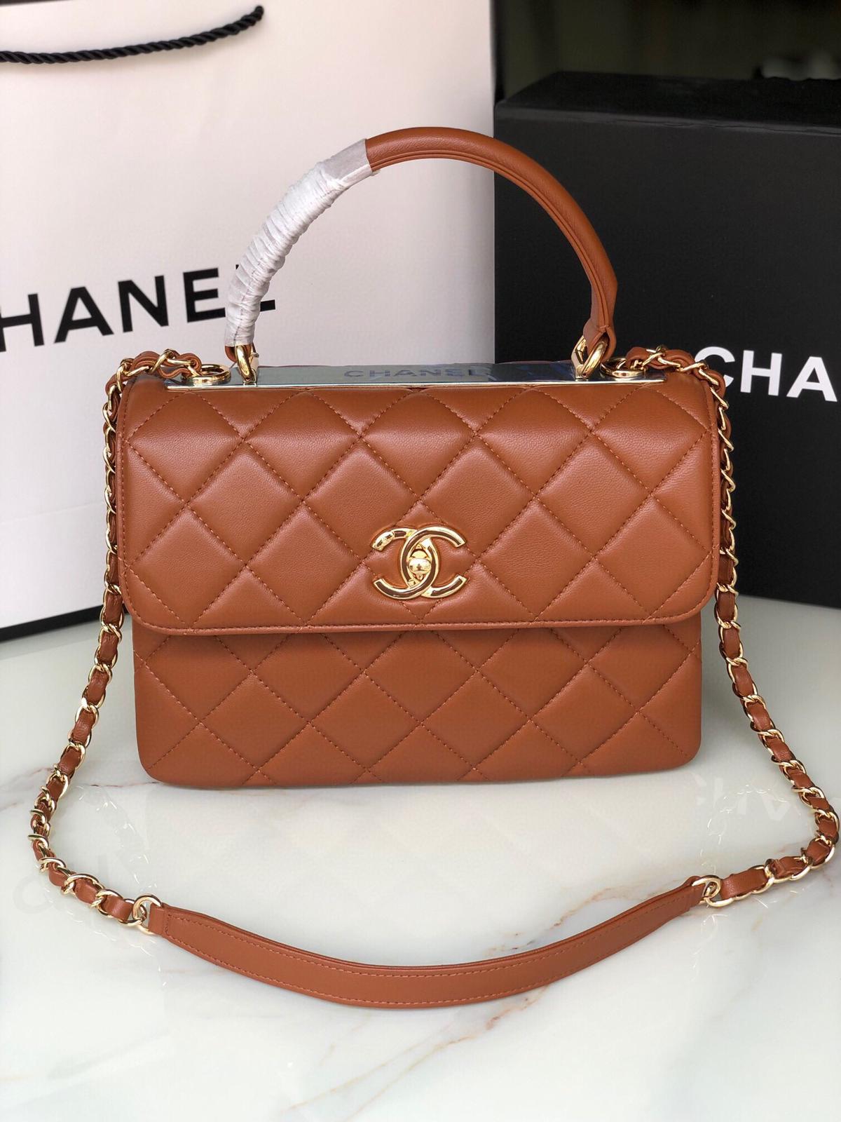 CHANEL brownCross-Body Bag