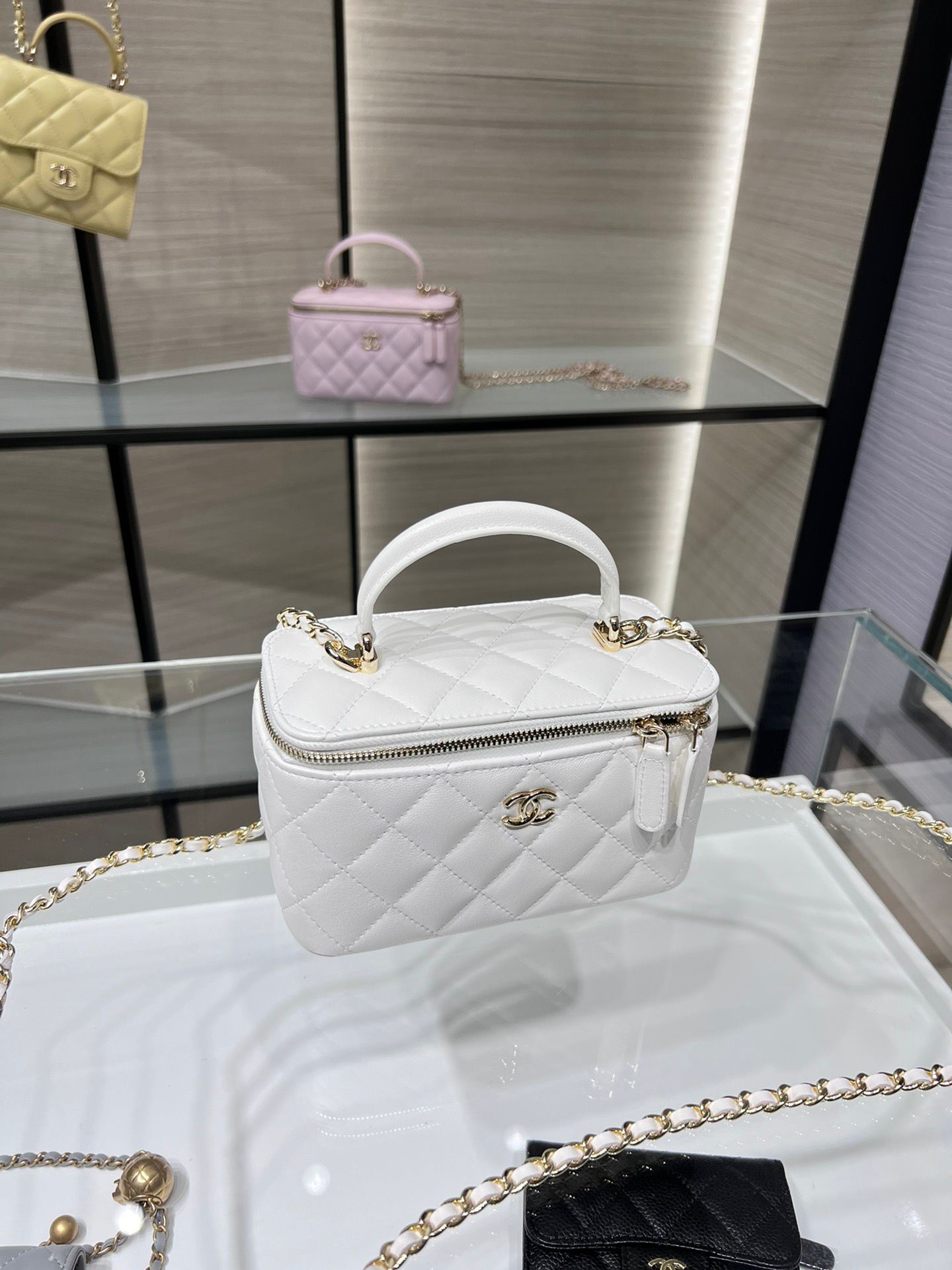 Chanel Portable Makeup Box-White Color