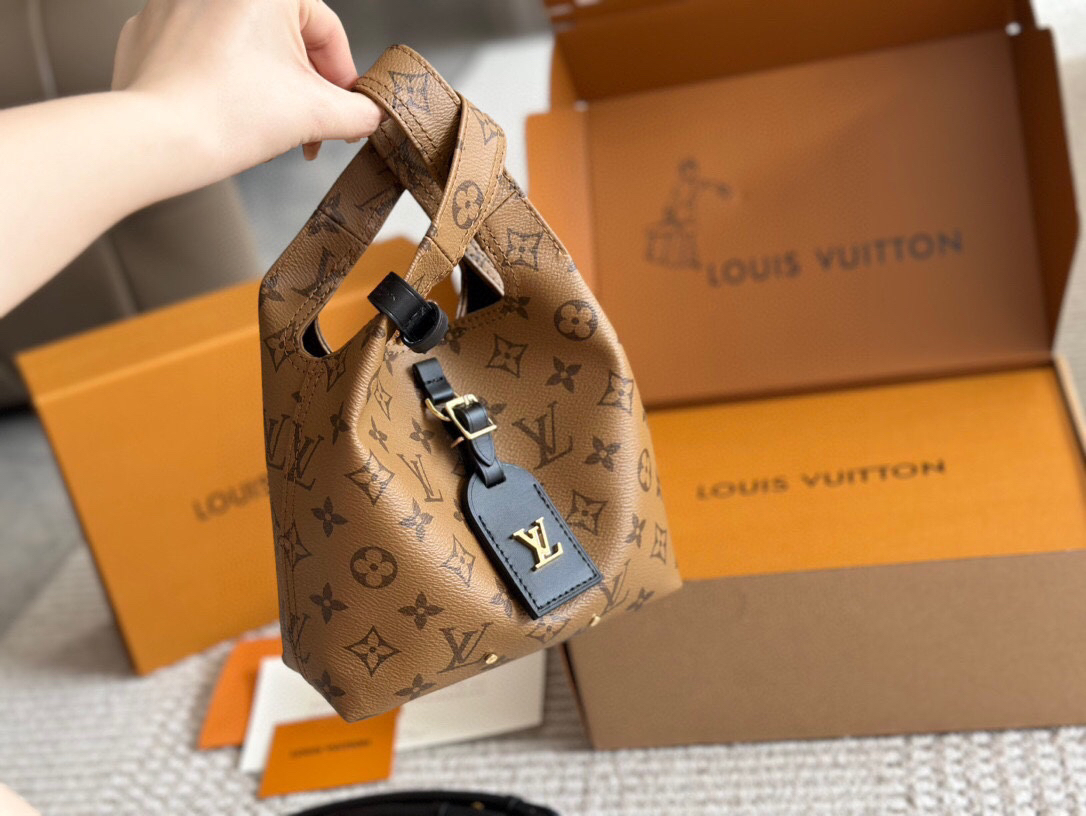 Louis Vuitton LV New Handbags