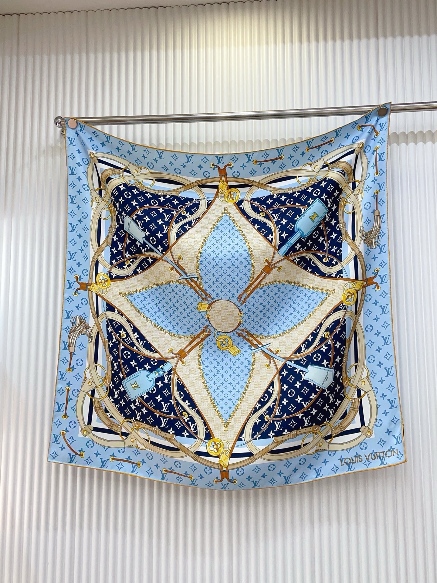Louis Vuitton LV Silk Square 90cm