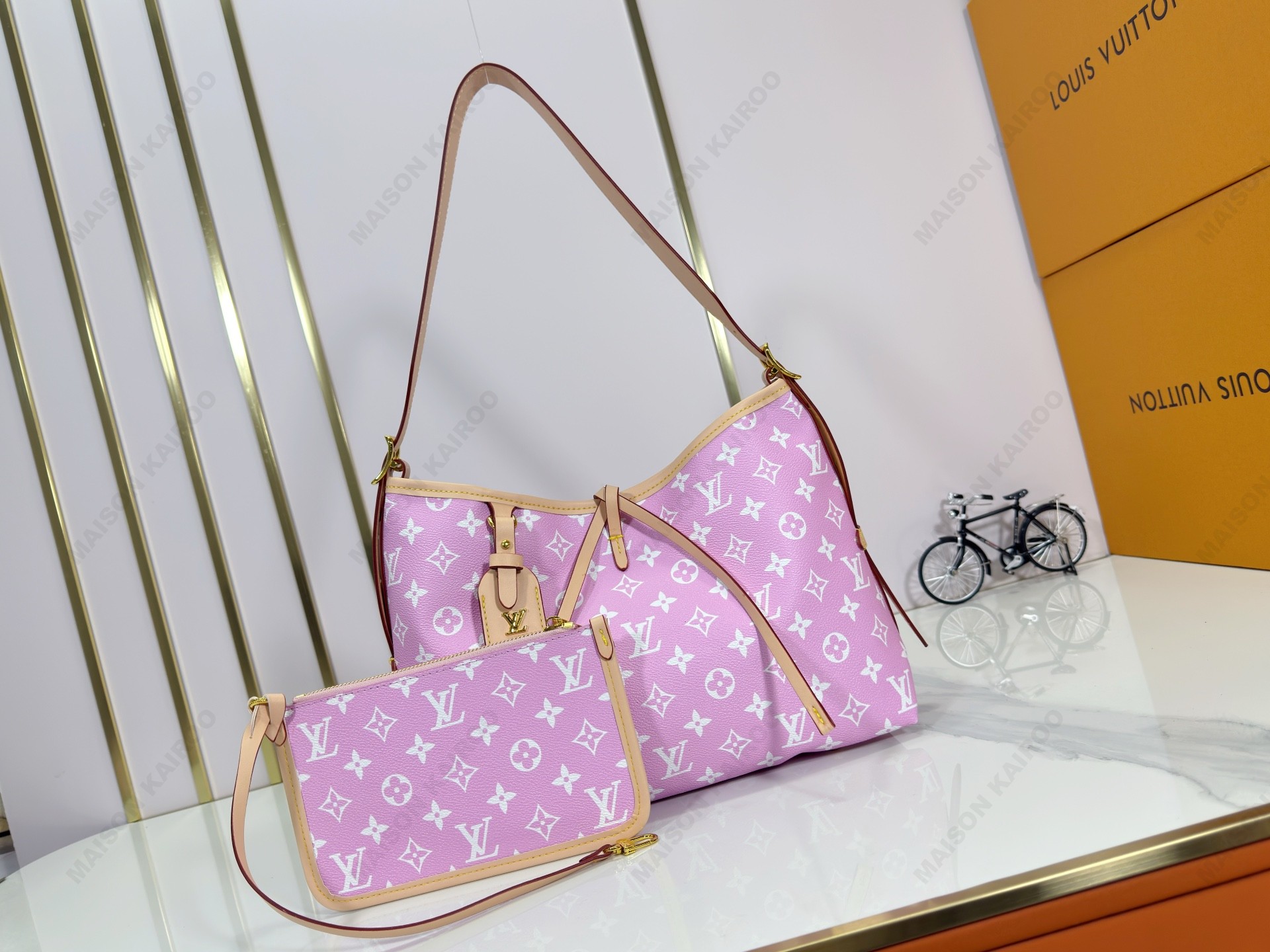 Louis Vuitton LV Carryall PM Speedy 29 Logo Vibrant Bicolor Monogram Canvas Hobo Tote Shoulder Bag - KAIROO