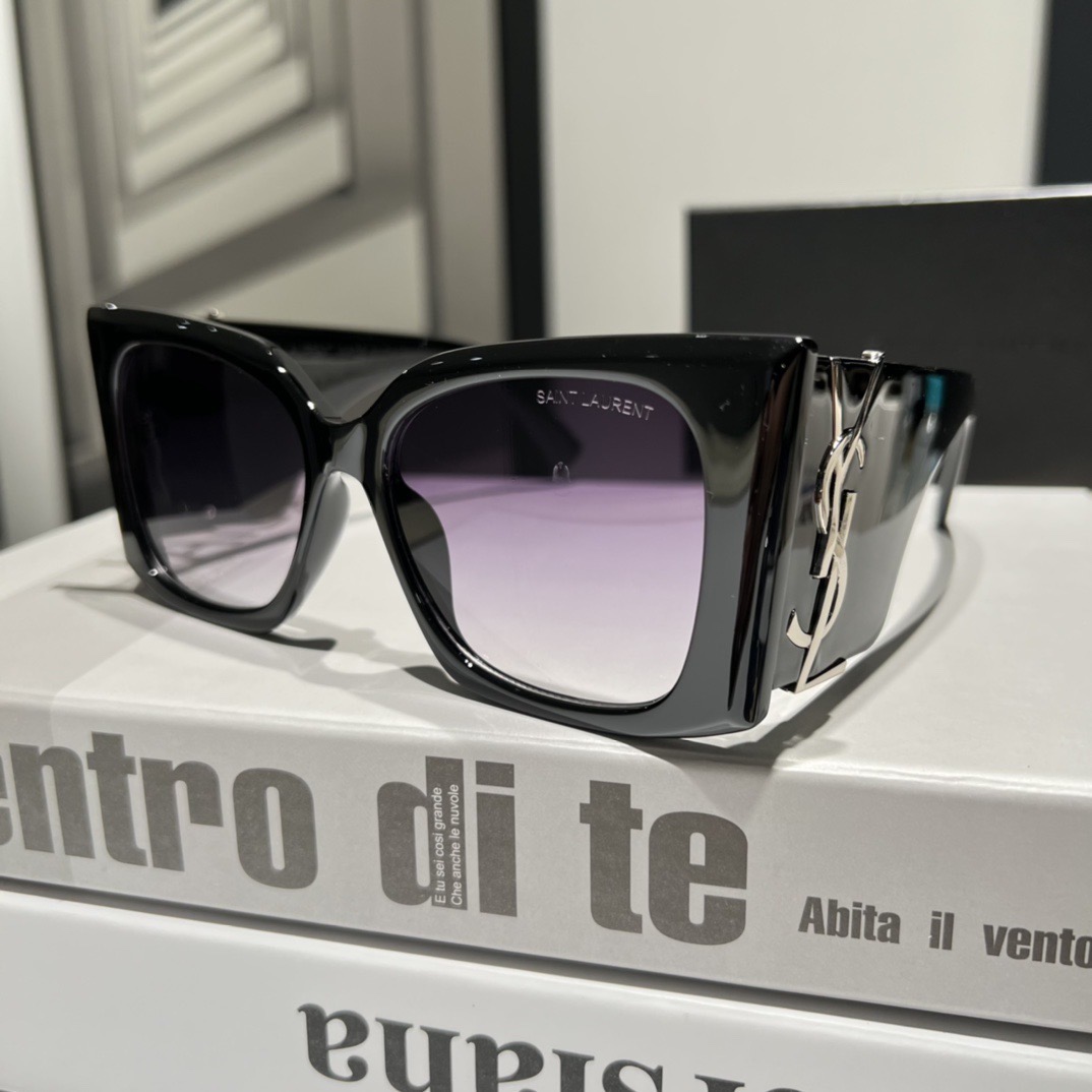 Saint Laurent YSL Minimalist Wide-Rim Geometric Sunglasses - KAIROO