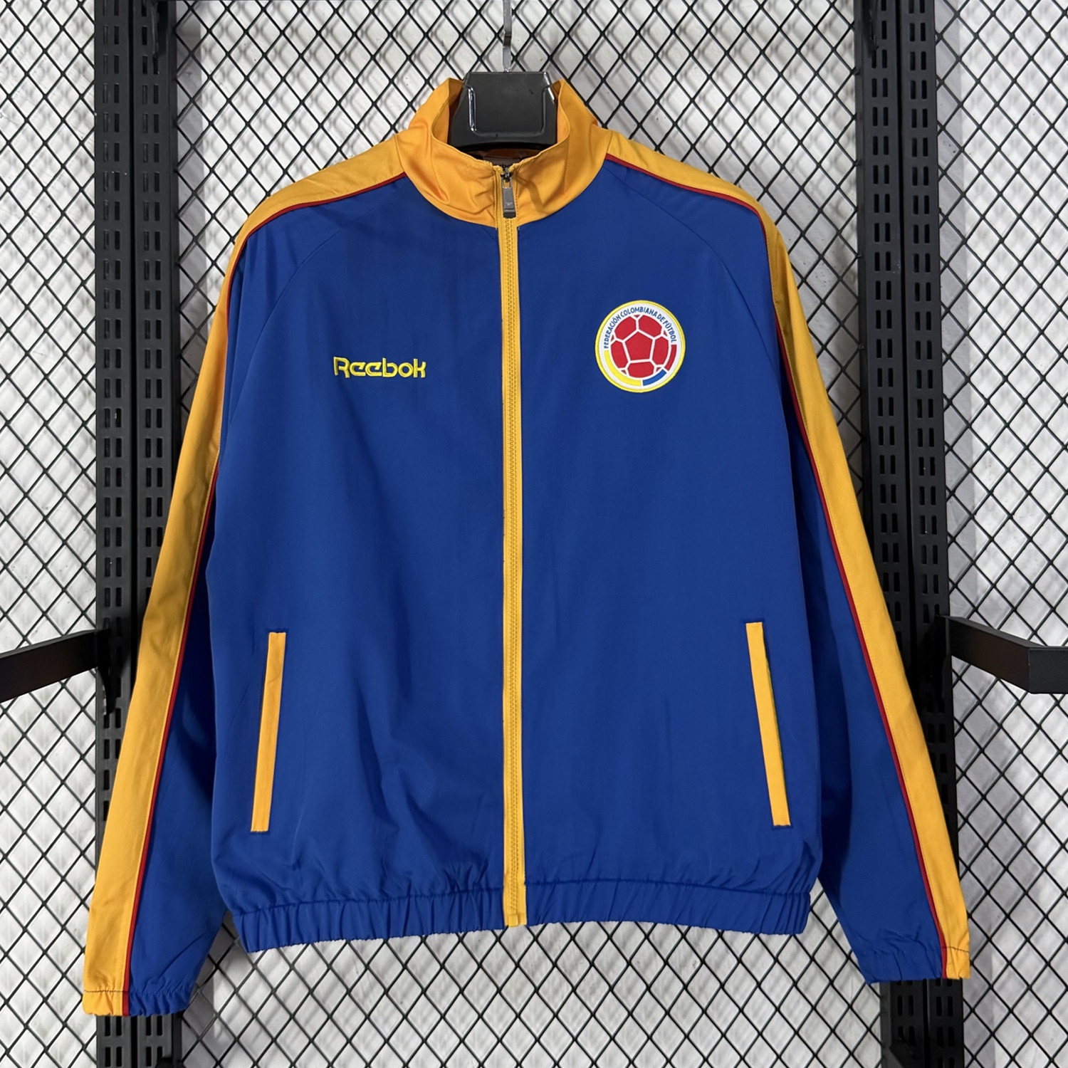 Colombia Training Windbreaker 2026 | Soc Jersey - Premium Football Jersey