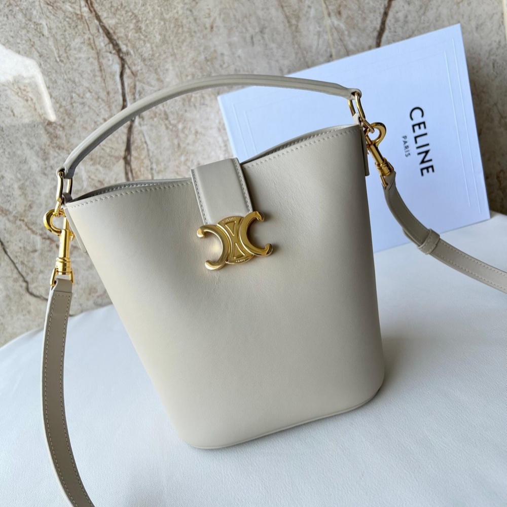 Celine Bag Louise Cowhide119173( 10A Mirror Version)