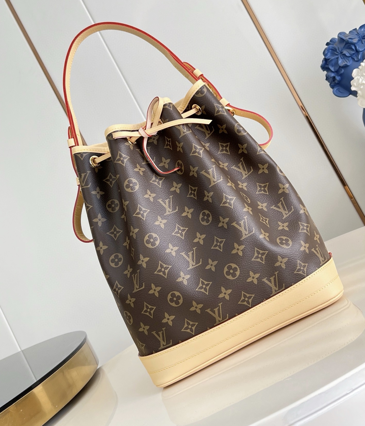 M46976 LV Noe Bucket GM Bag in Monogram Canvas