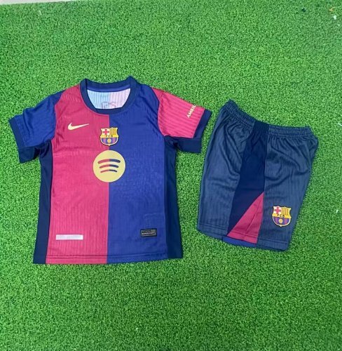 Player Kids Barcelona 24/25 Home  kit 16-28