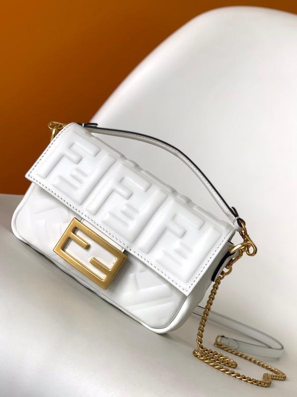 Fendi BAGUETTE White leather bag