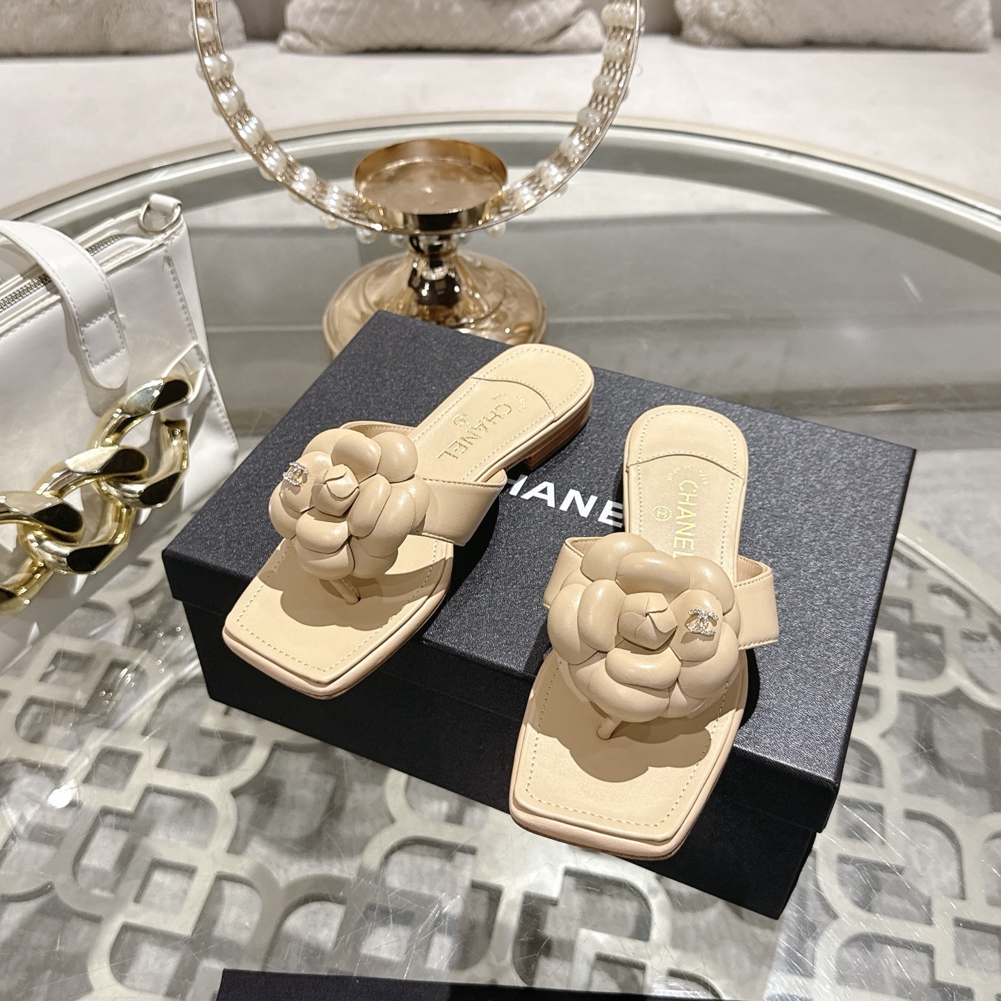 Chanel Leather Flip-flop