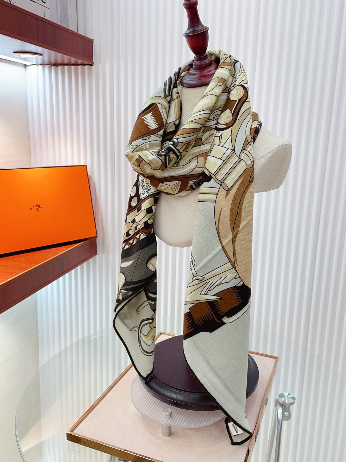 Hermes Shawl 140cm