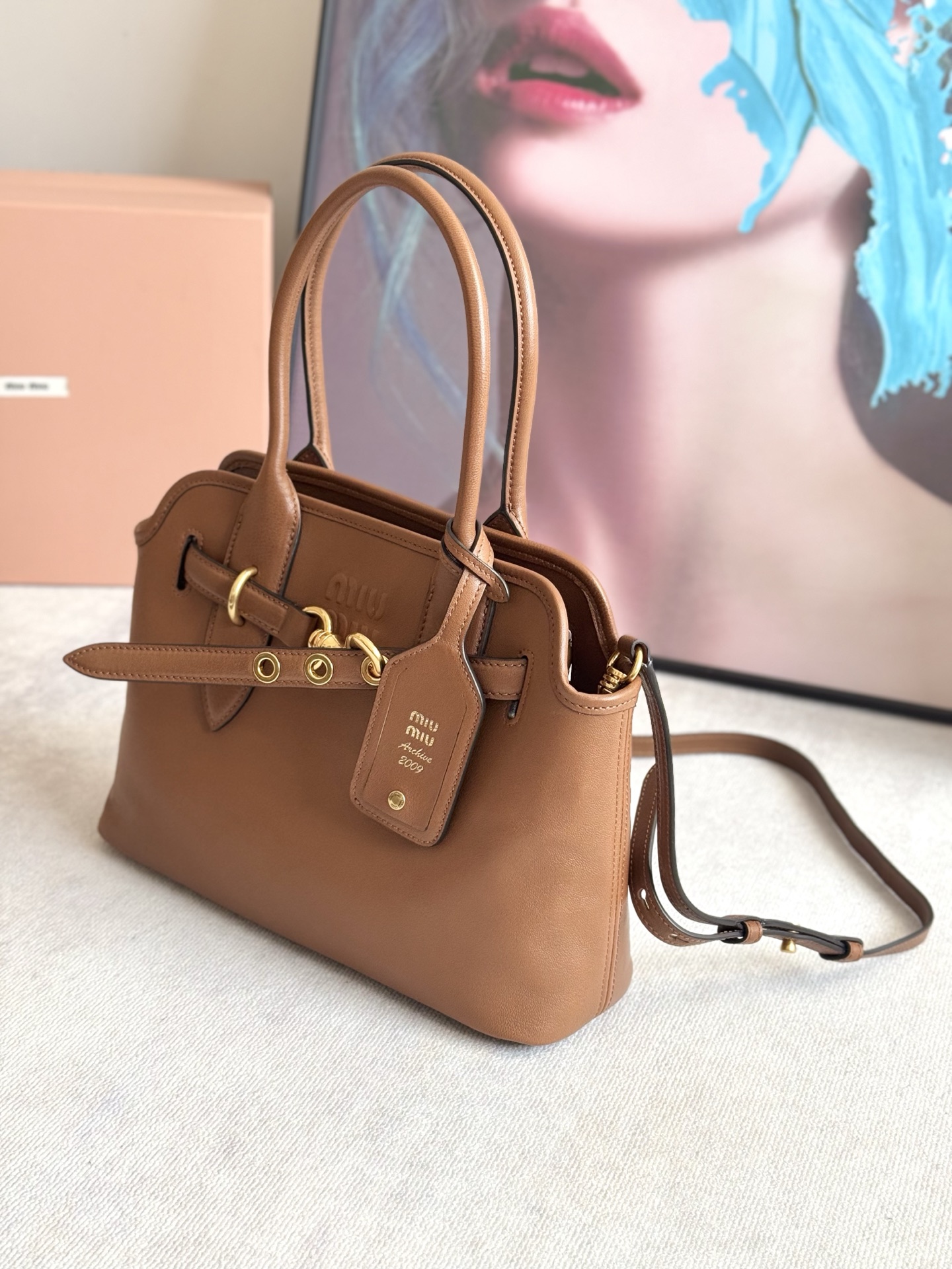 Miu Miu Oak Aventure leather bag 5BA292