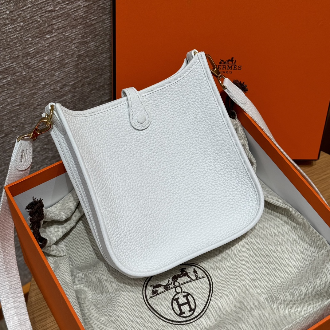 Hermes Blanc Clemence Mini Evelyne 16