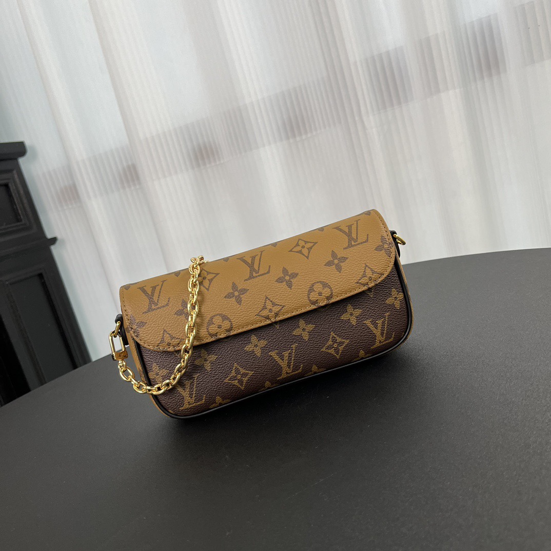 Louis Vuitton LV On Chain Ivy Monogram
