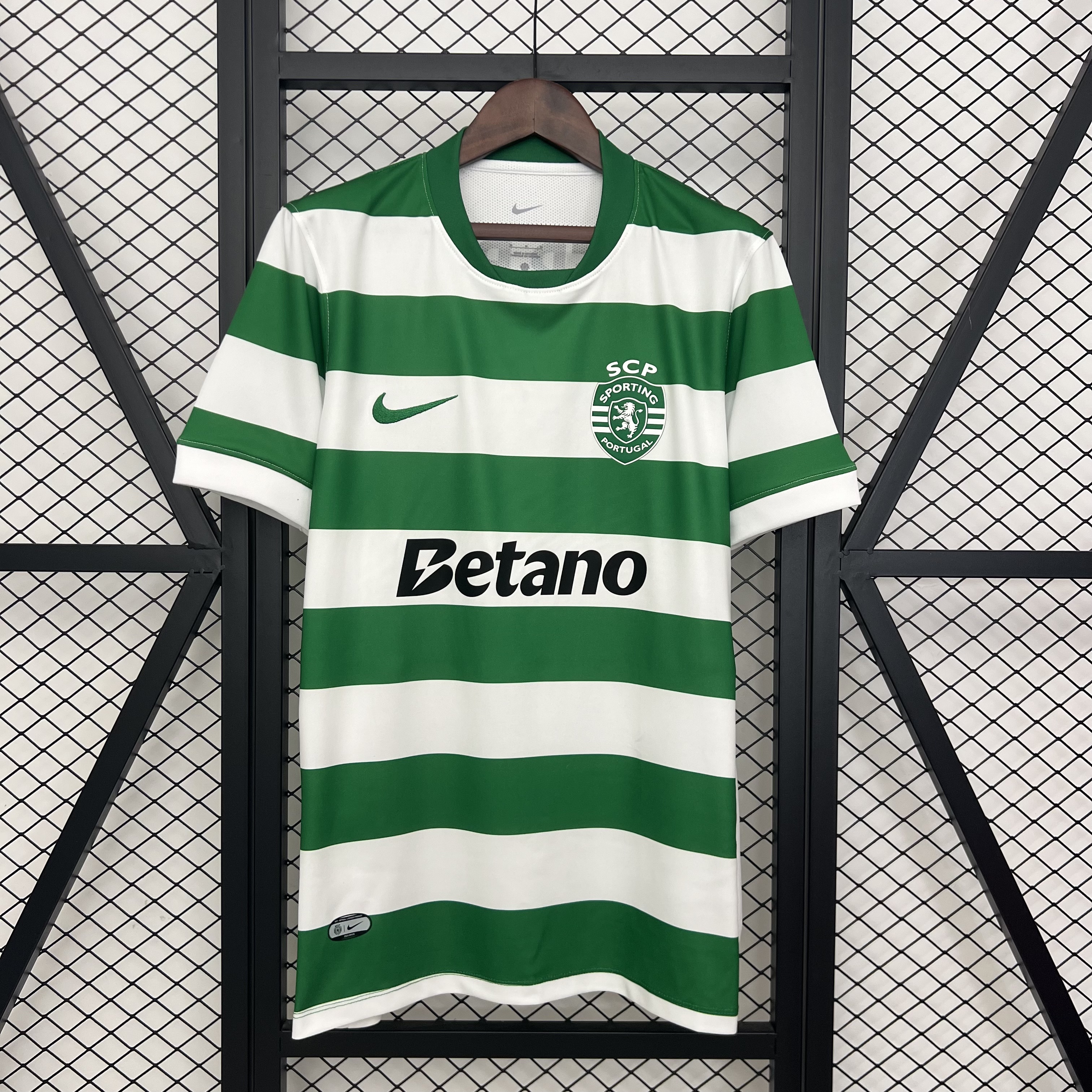 Sporting Lisbon Home Man Jersey 25/26