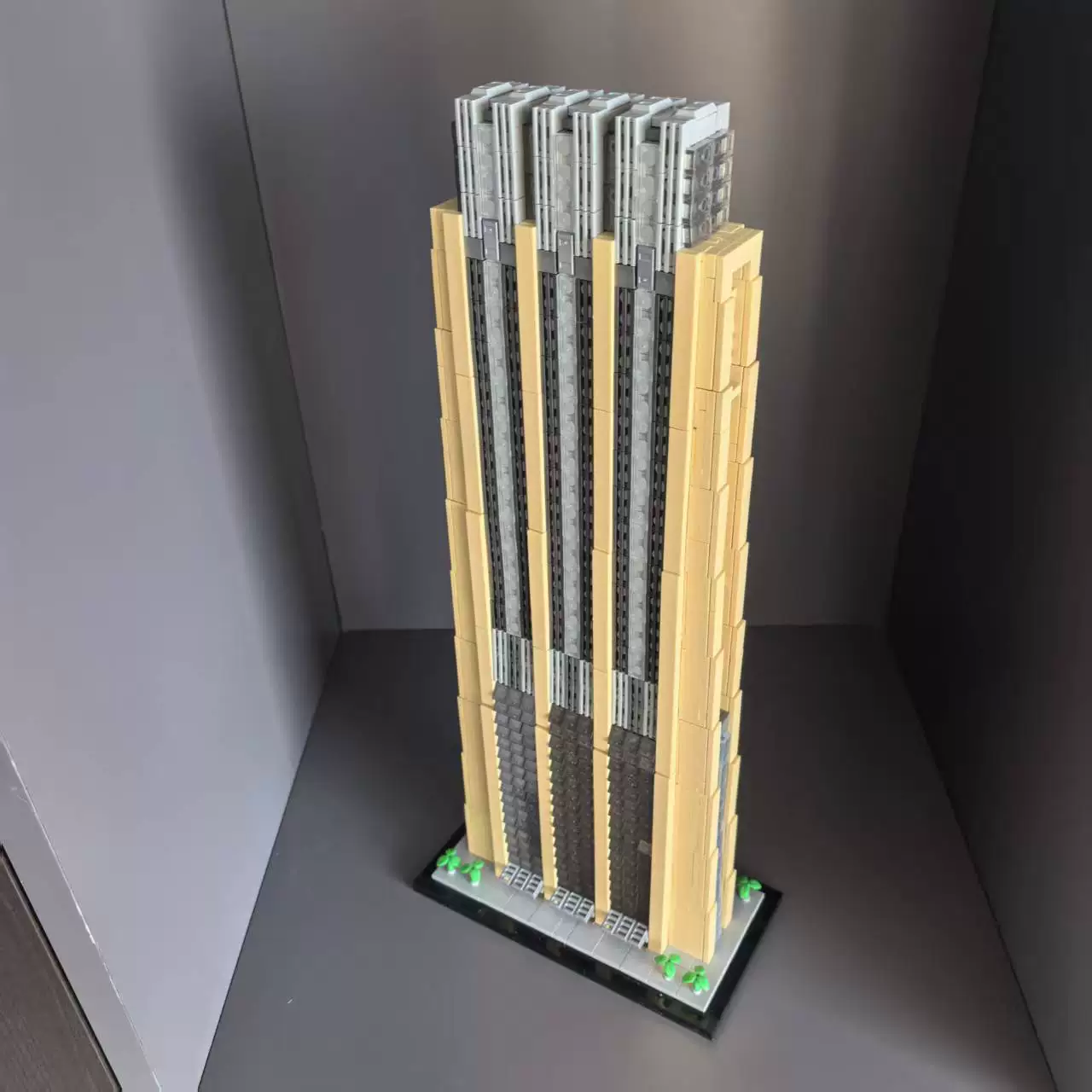 MOC 227859 - The Index (Dubai) 1:800 Scale