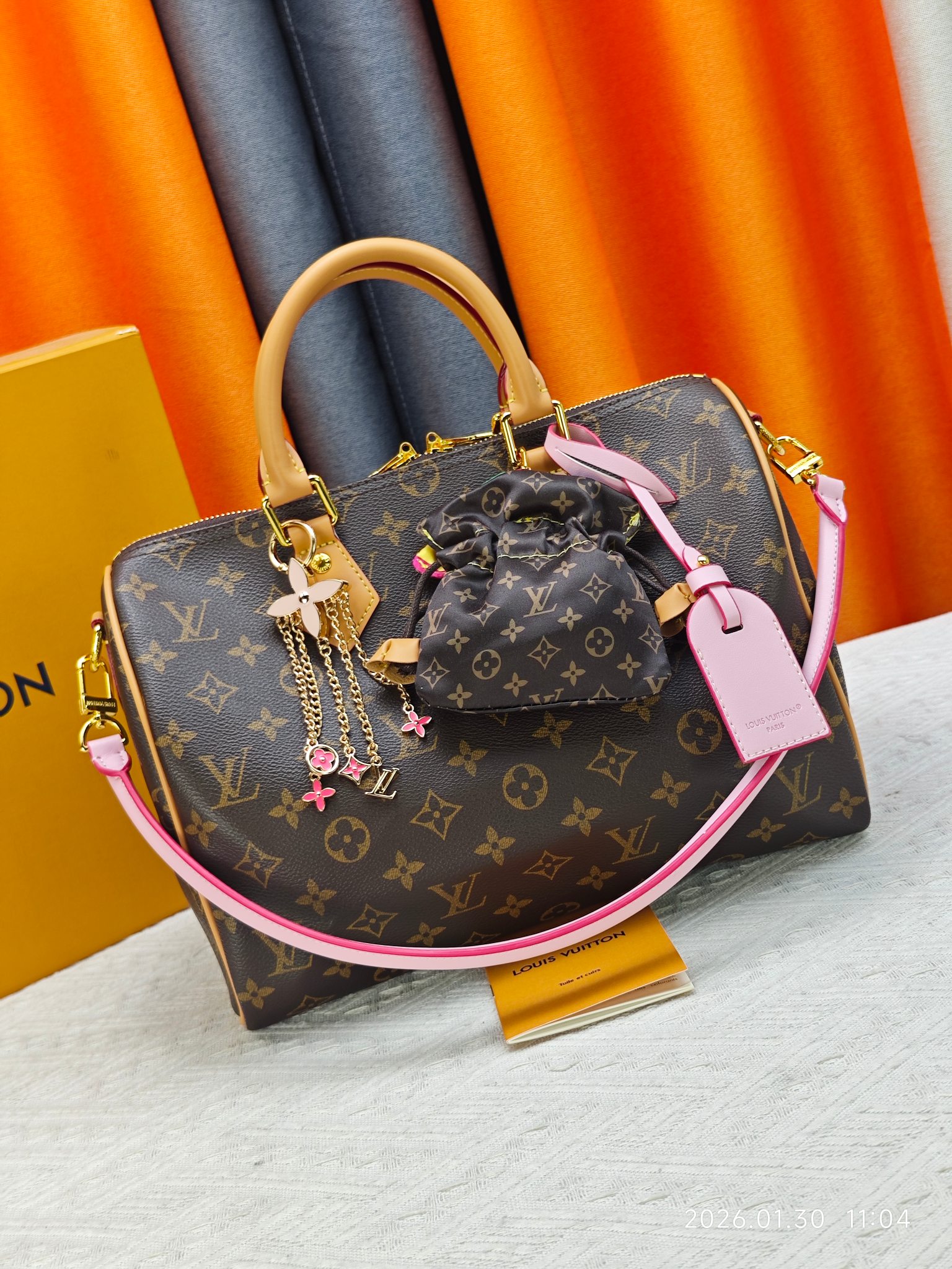 Louis Vuitton LV Speedy Bandoulière 30 Monogram Leather handbag