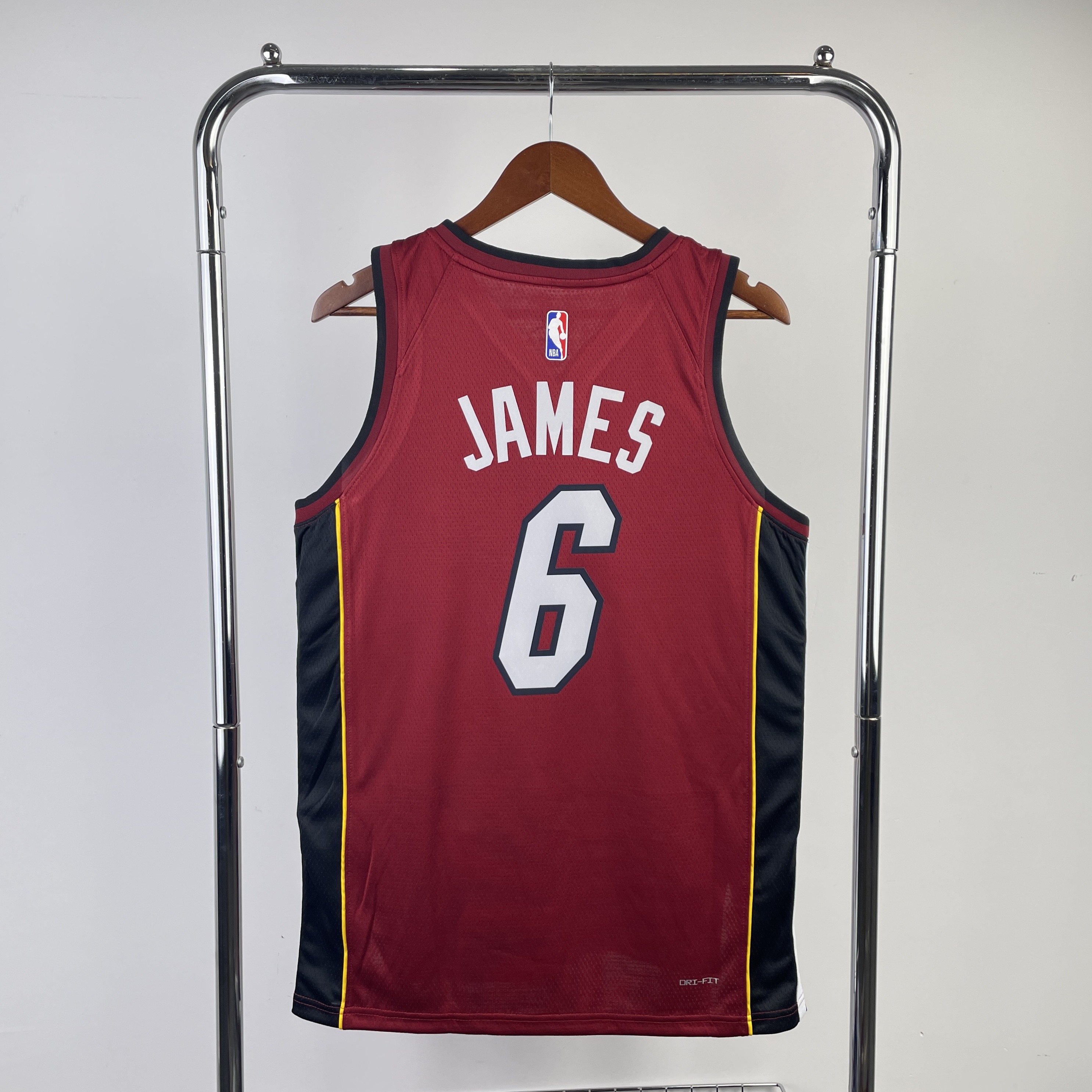 23 Season Miami Heat Flyer Edition  No.6 James