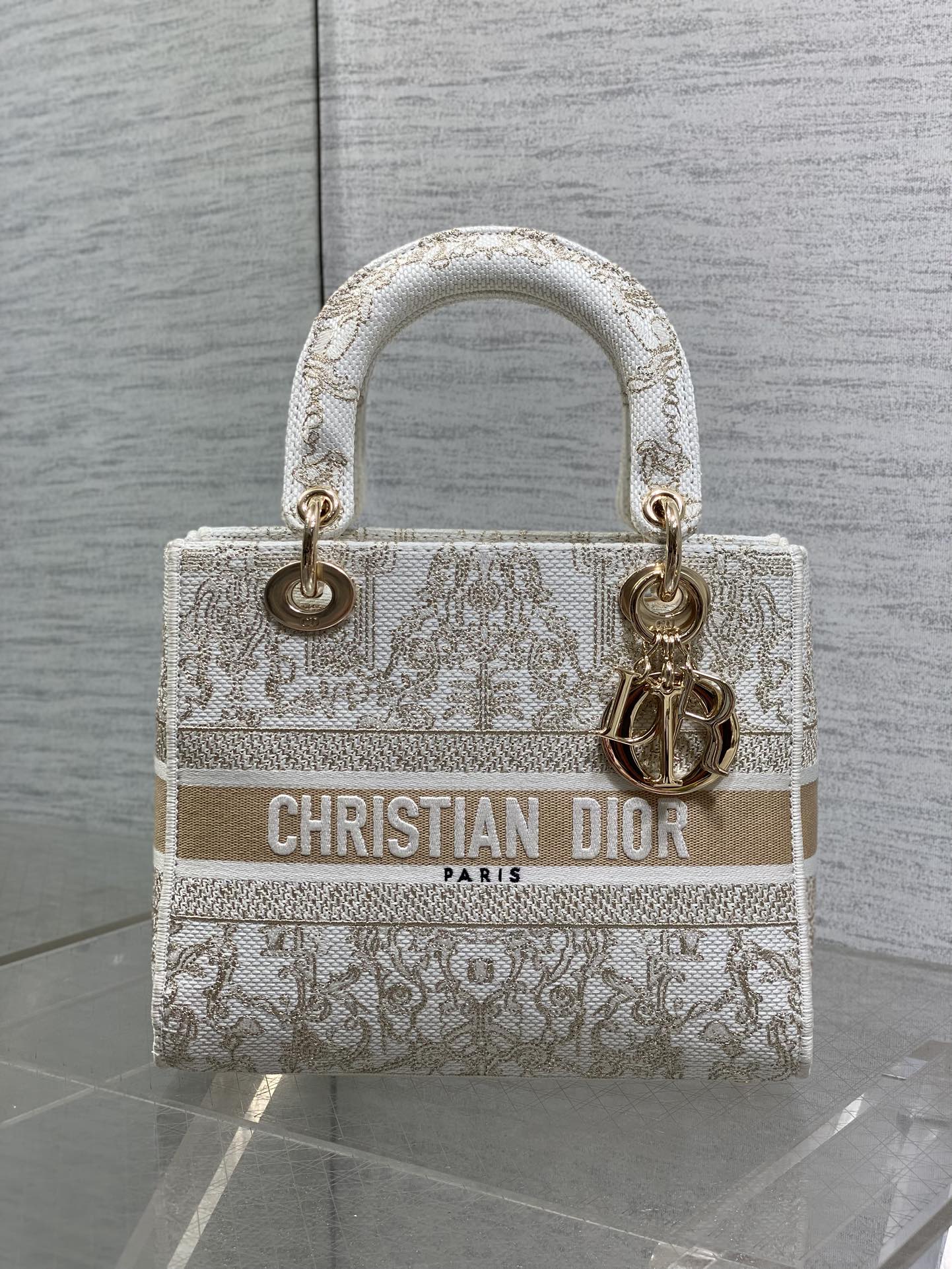 Medium Lady D-Lite in Embroidered Canvas
