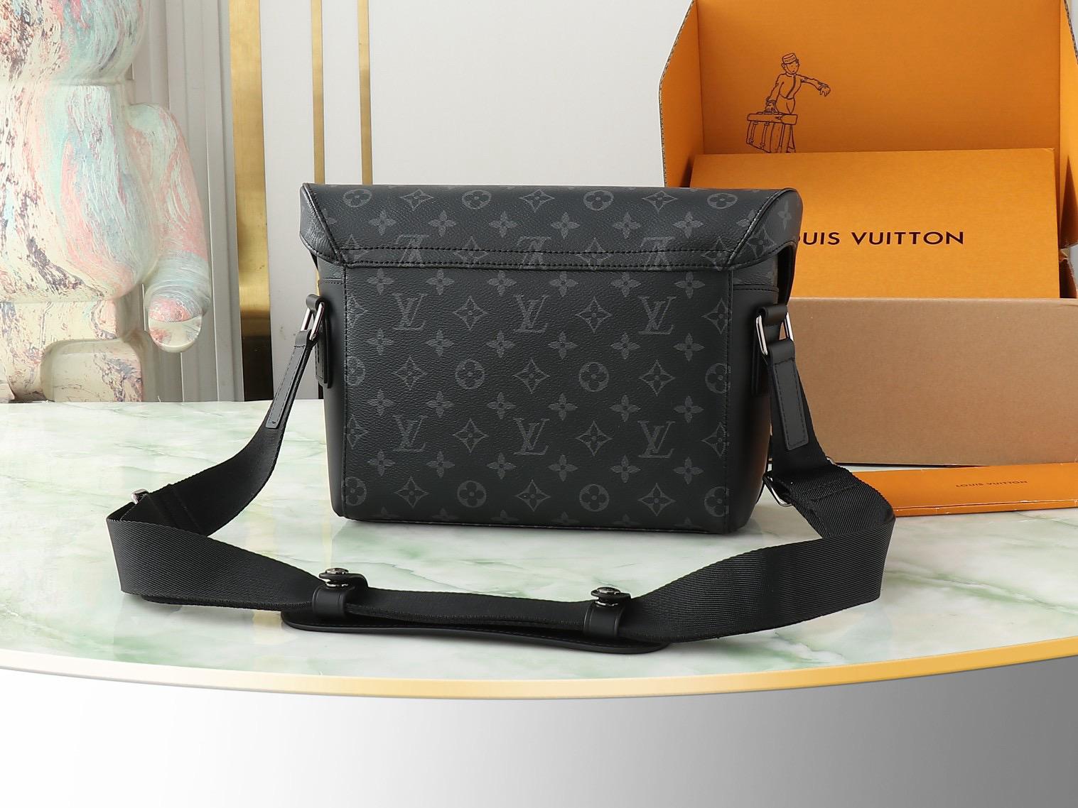 Louis Vuitton LV Voyager messenger bag
