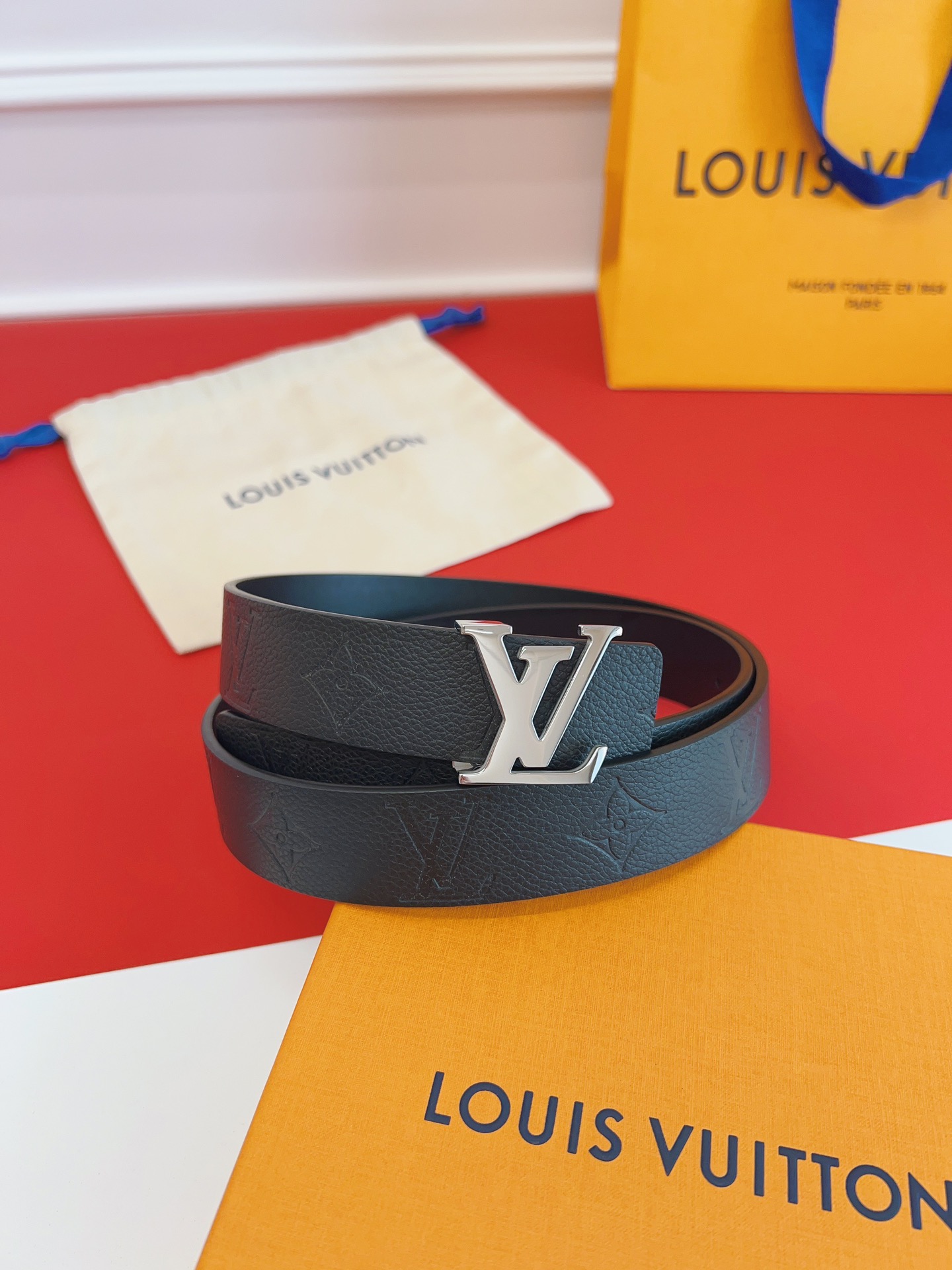 LV Initial Reversible Belt 3.0cm