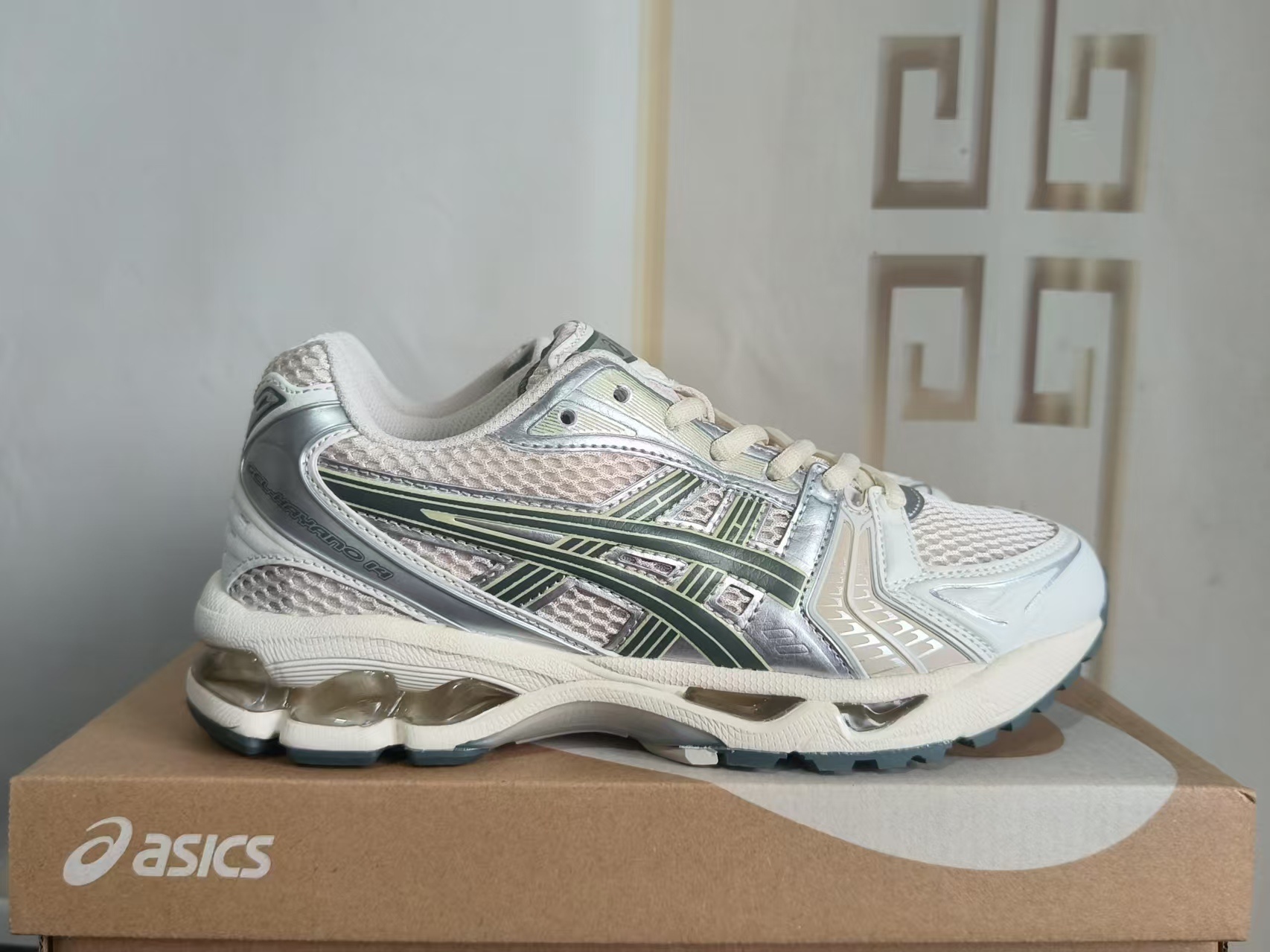 ASICS 1201A019-200 US Men's Sizes6 to 11 in half sizes White Silver Black Shoes tianlong