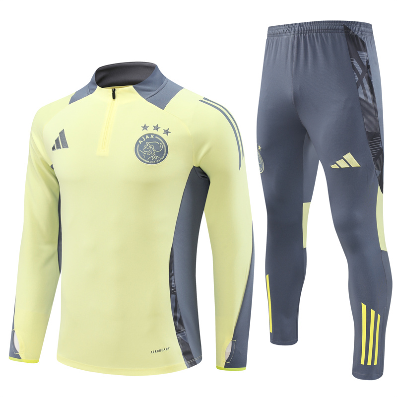 2425 AJAX Training suit