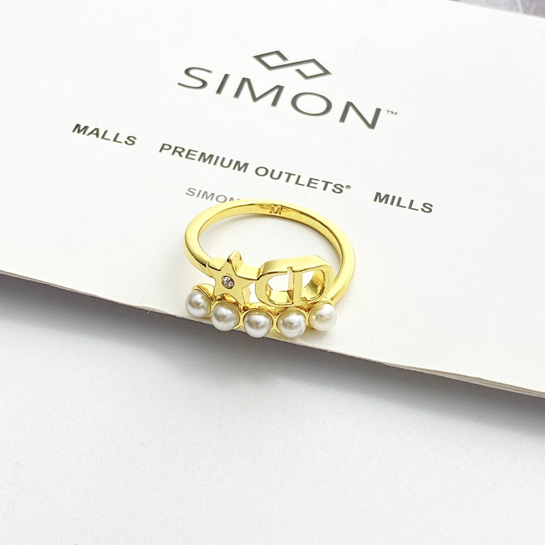 Women's Dior CD ring