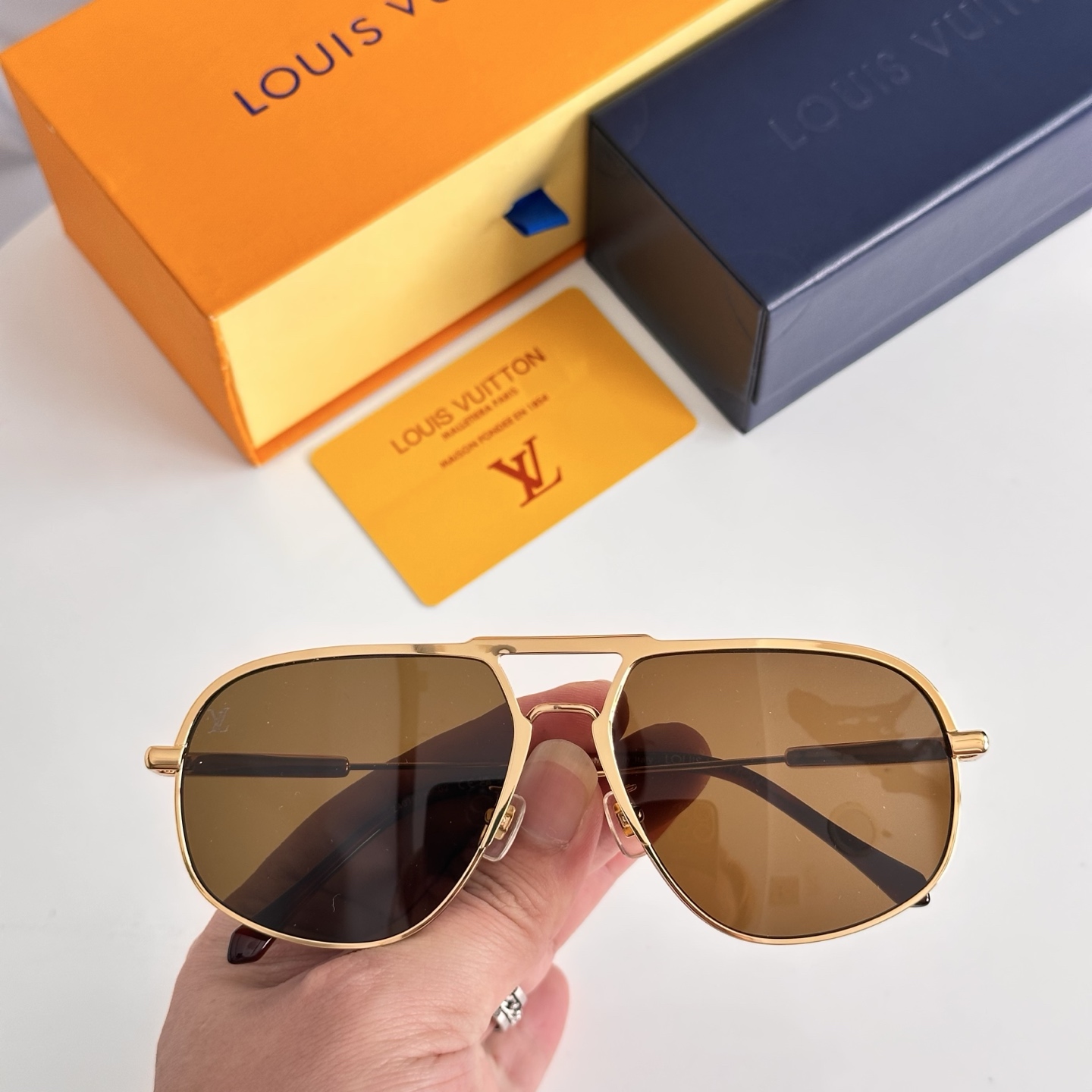 LV Men's Sunglass